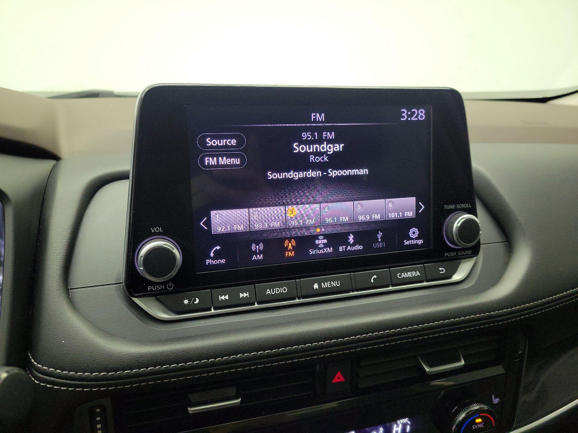 Thumbnail: 2023 Nissan Rogue - 15