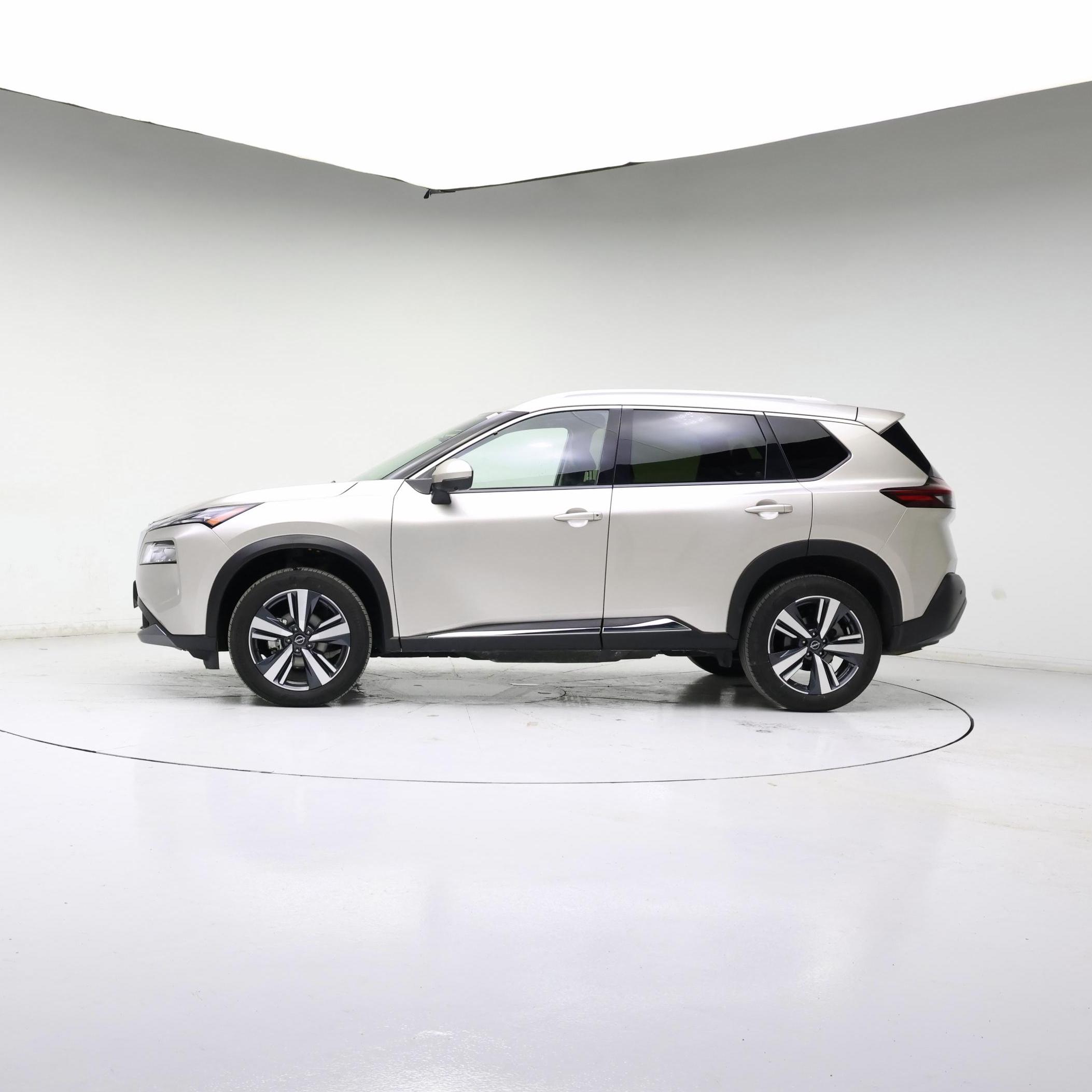 Thumbnail: 2023 Nissan Rogue - 3