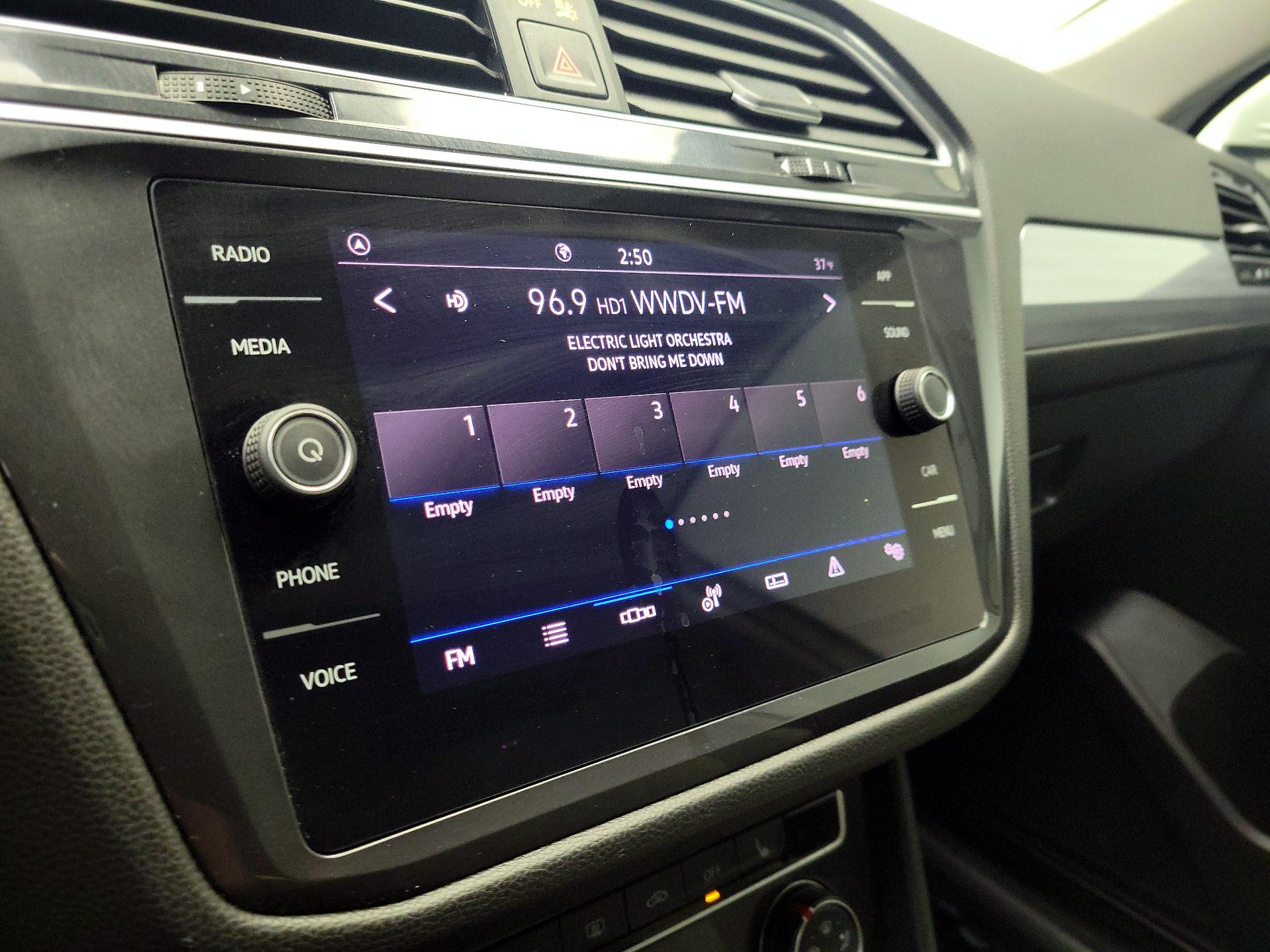 Thumbnail: 2024 Volkswagen Tiguan - 15