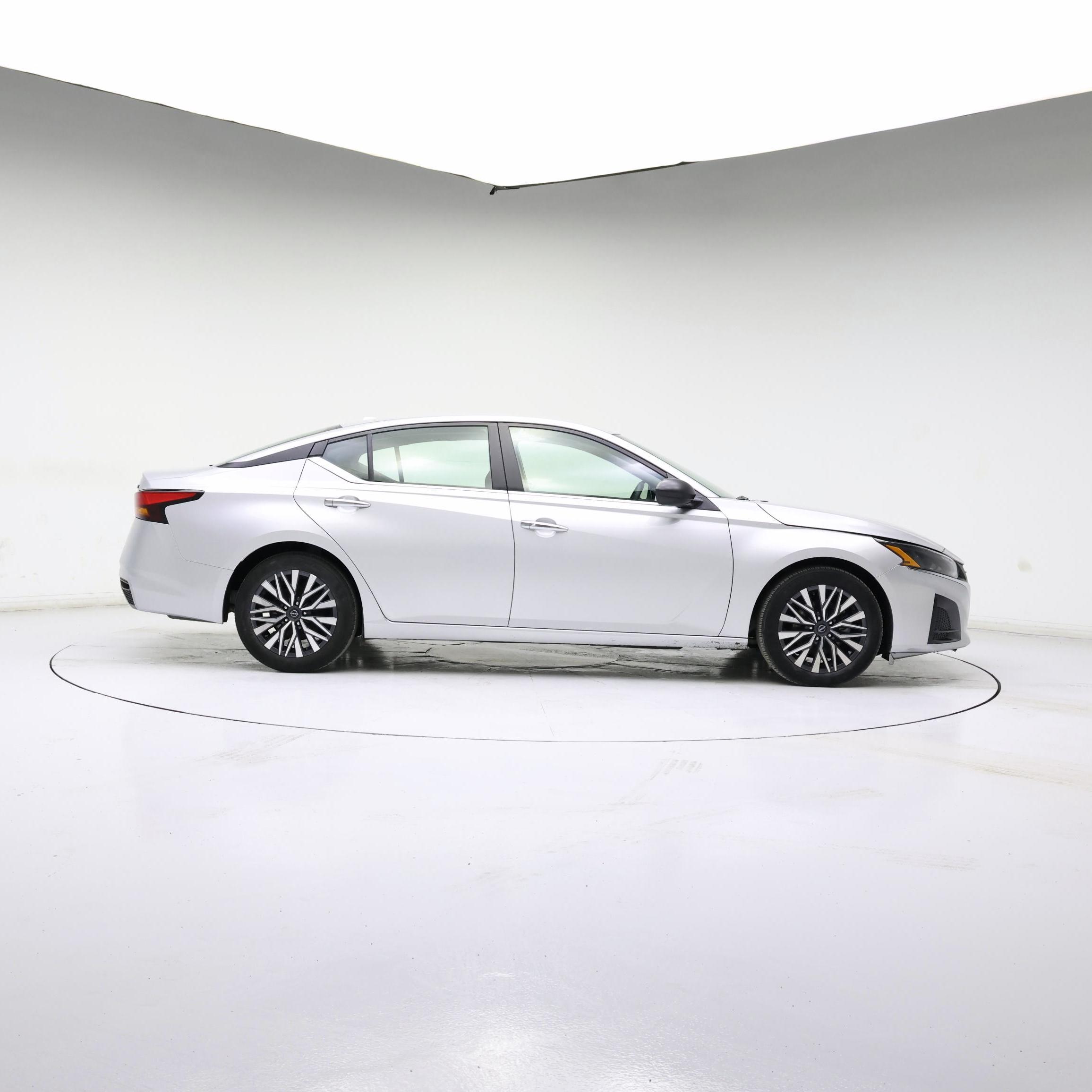 Thumbnail: 2024 Nissan Altima - 7