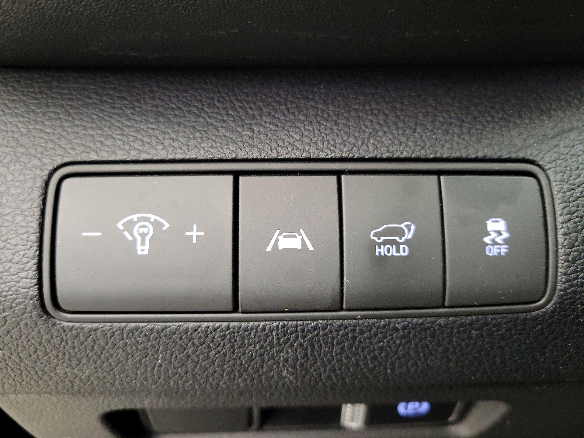 Thumbnail: 2023 Hyundai Santa Fe - 13