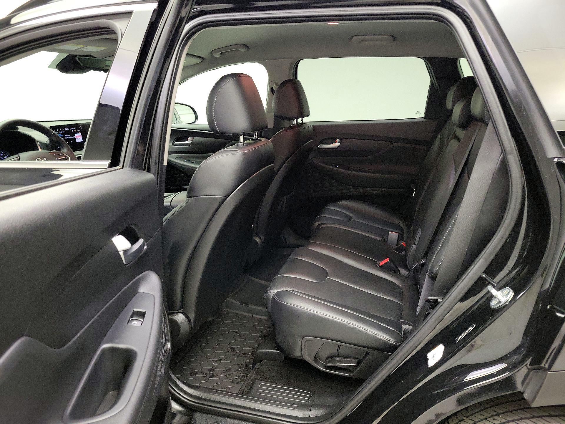 Thumbnail: 2023 Hyundai Santa Fe - 19