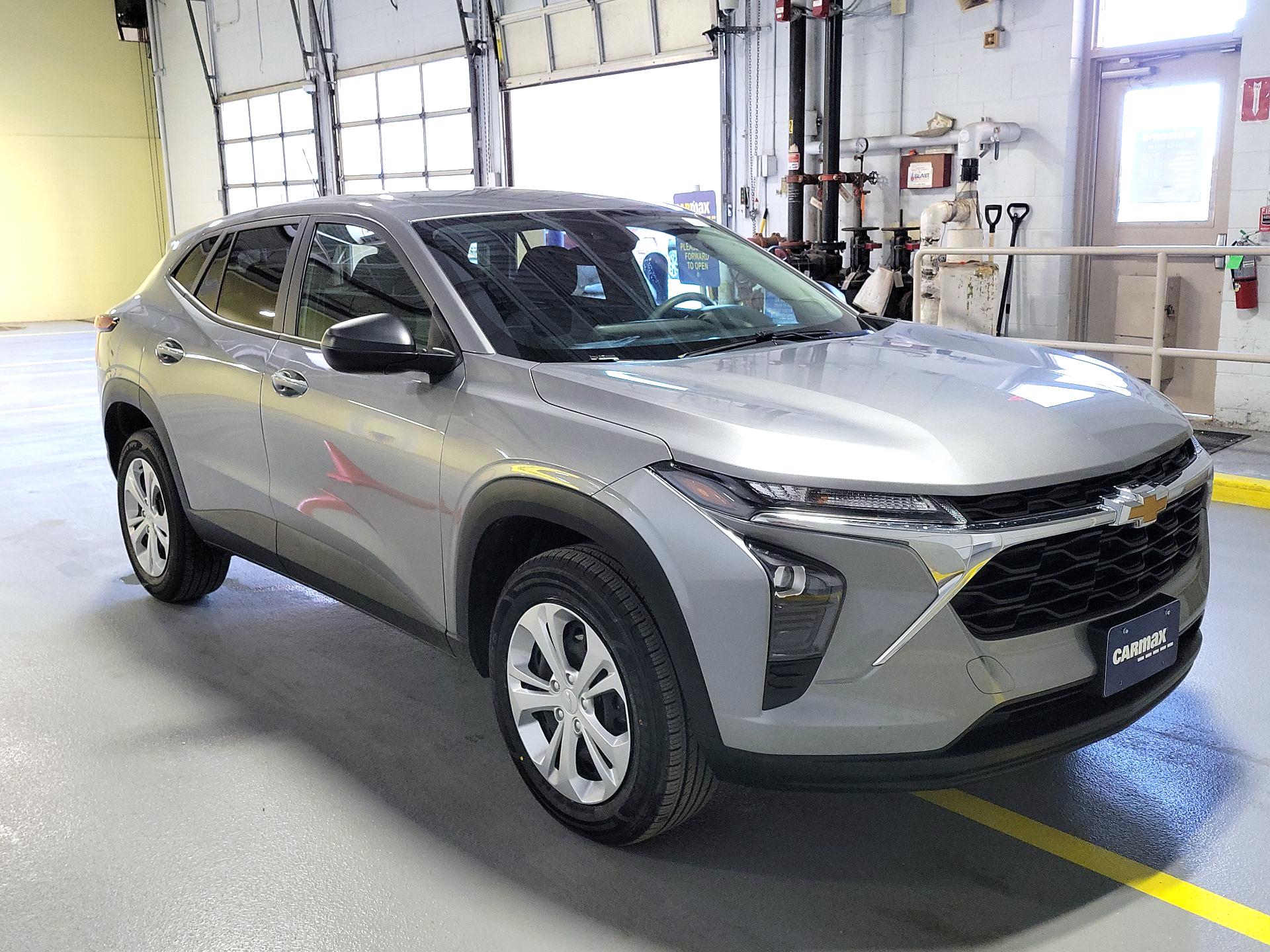 Thumbnail: 2024 Chevrolet Trax - 1