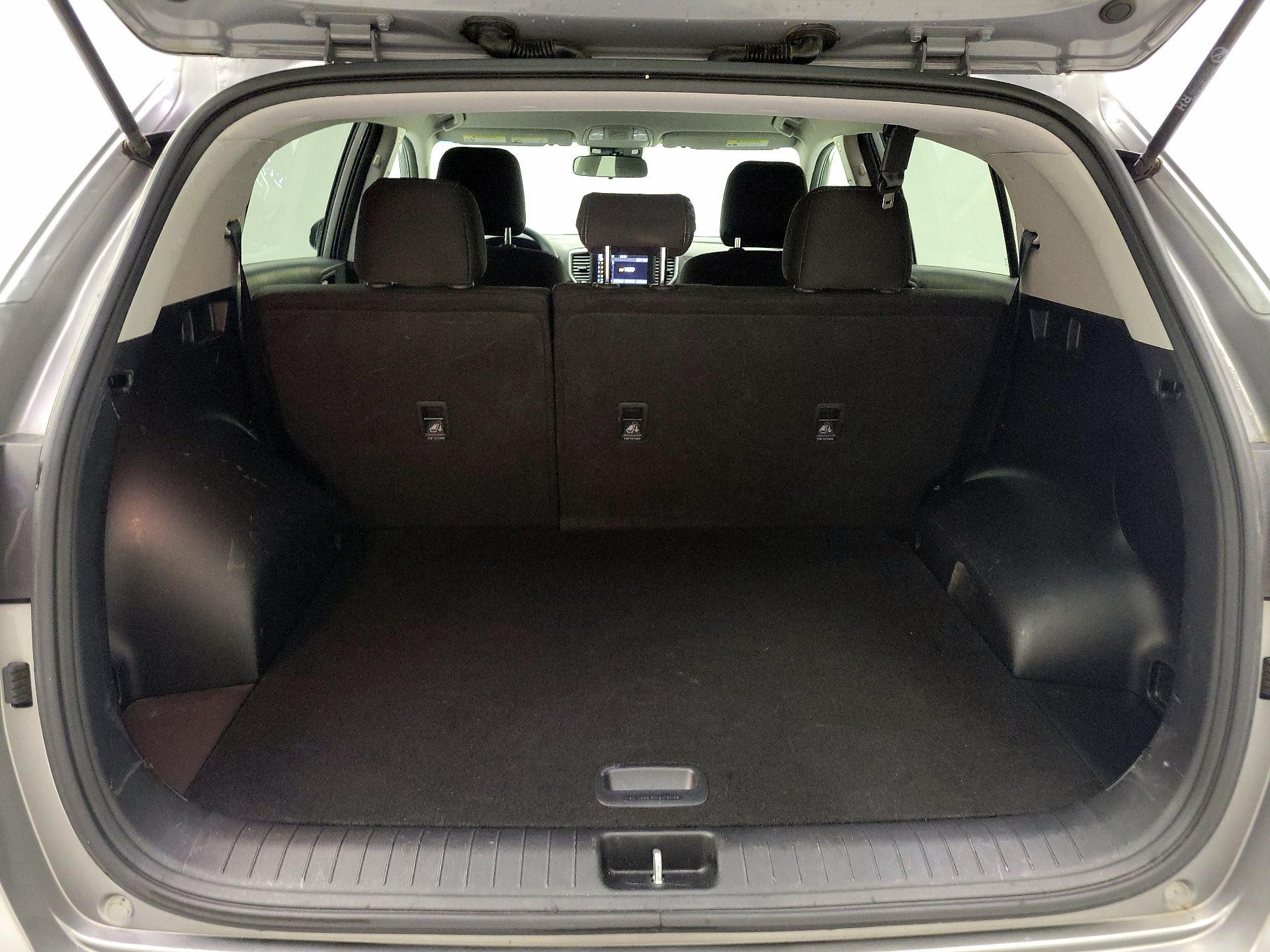 Thumbnail: 2022 Kia Sportage - 20