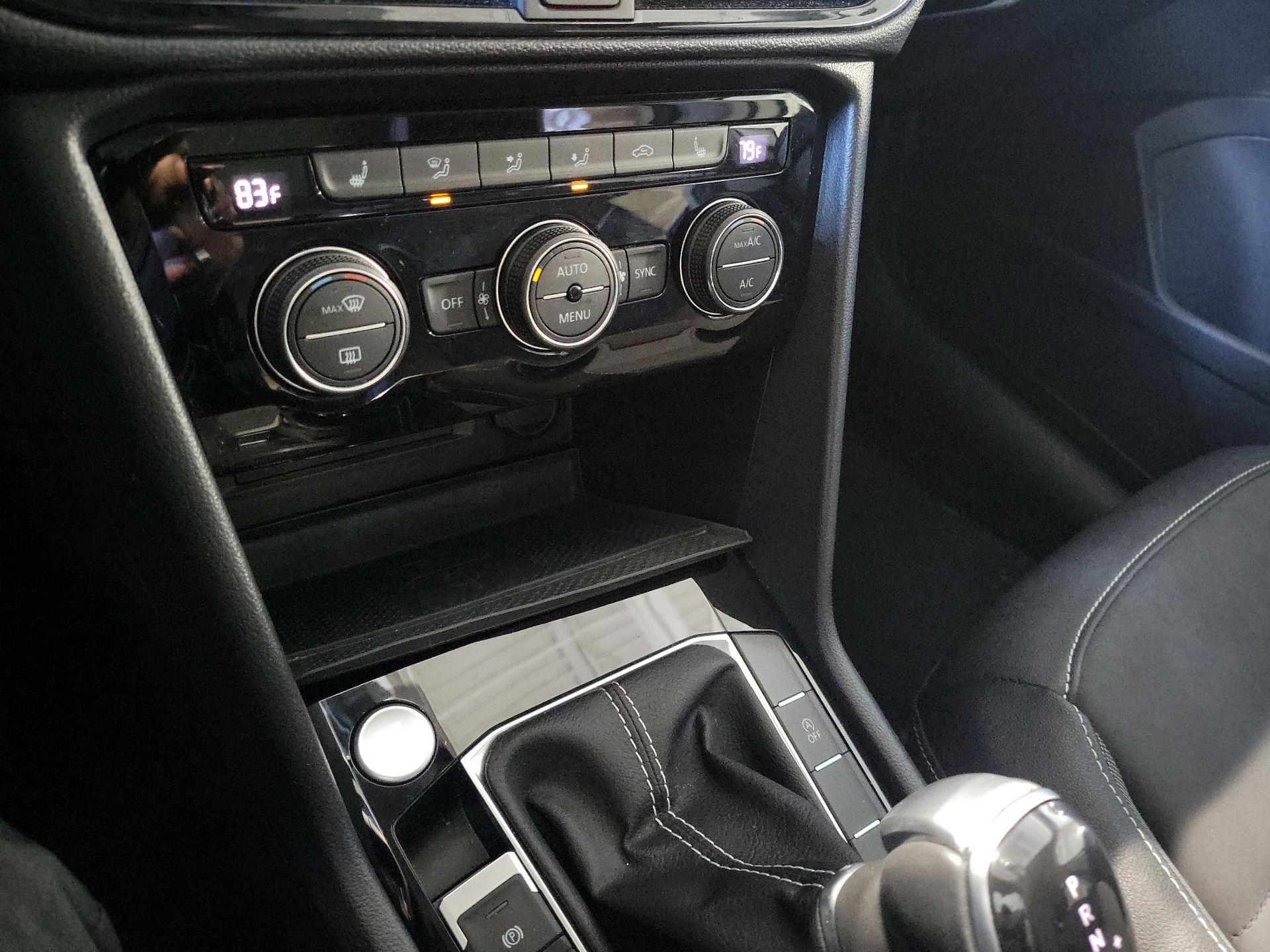 Thumbnail: 2024 Volkswagen Taos - 14