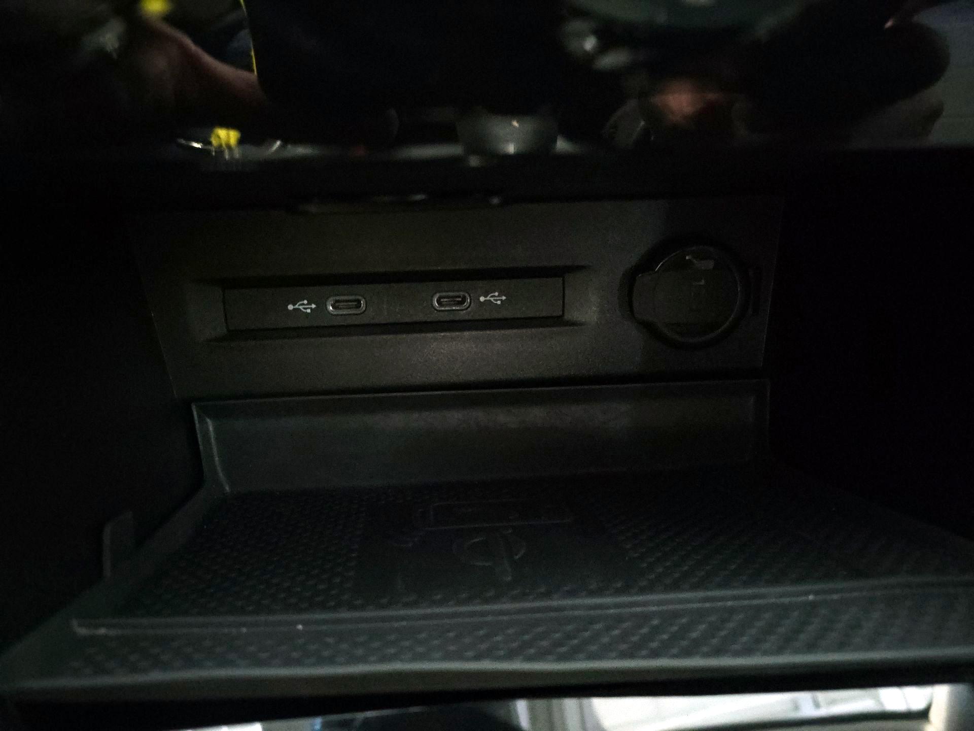 Thumbnail: 2024 Volkswagen Taos - 16