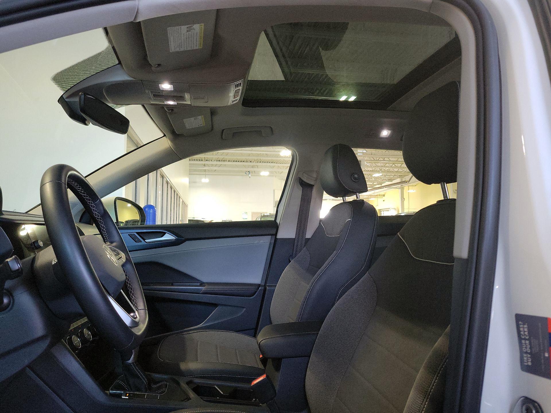 Thumbnail: 2024 Volkswagen Taos - 17