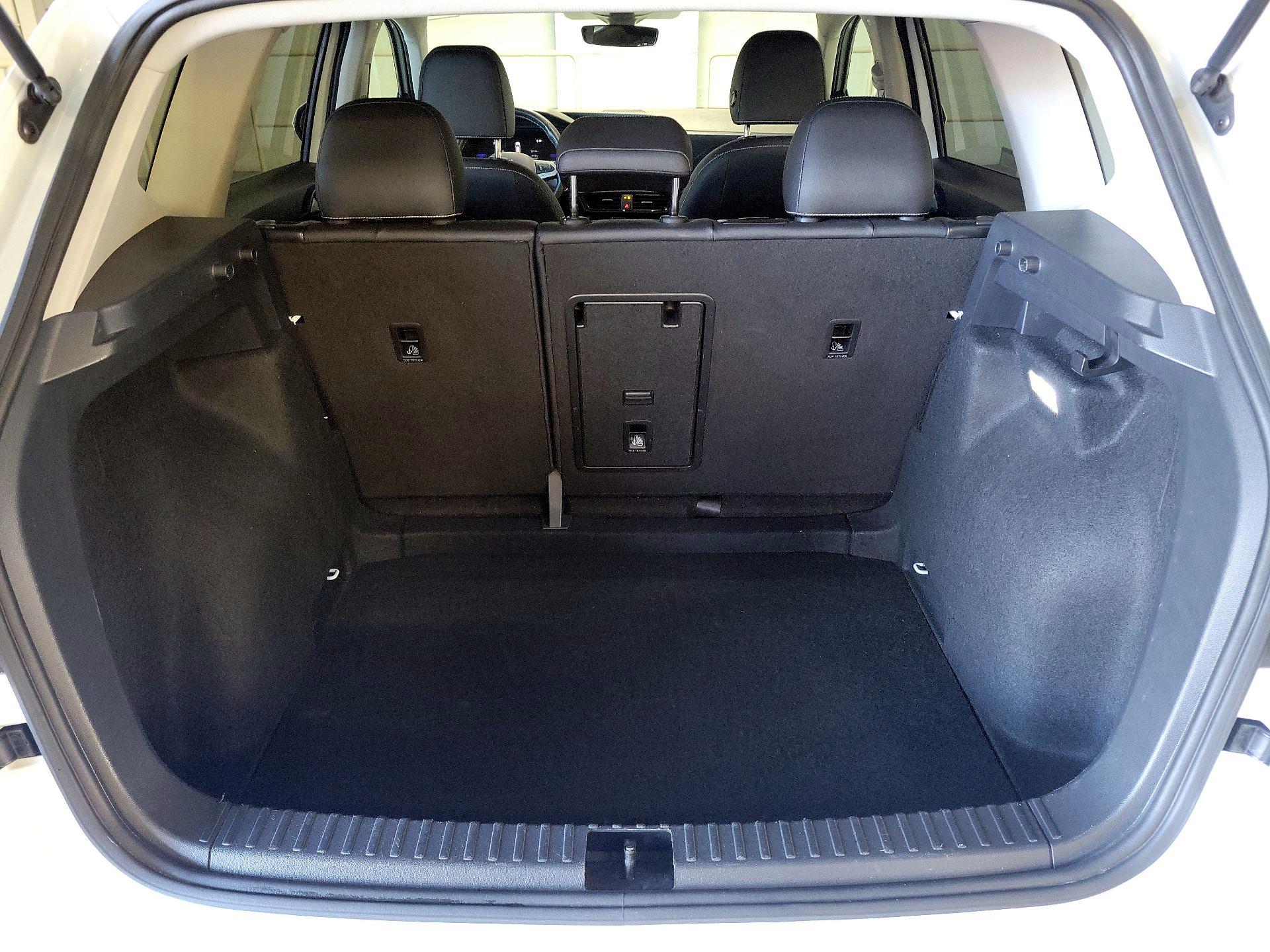 Thumbnail: 2024 Volkswagen Taos - 19