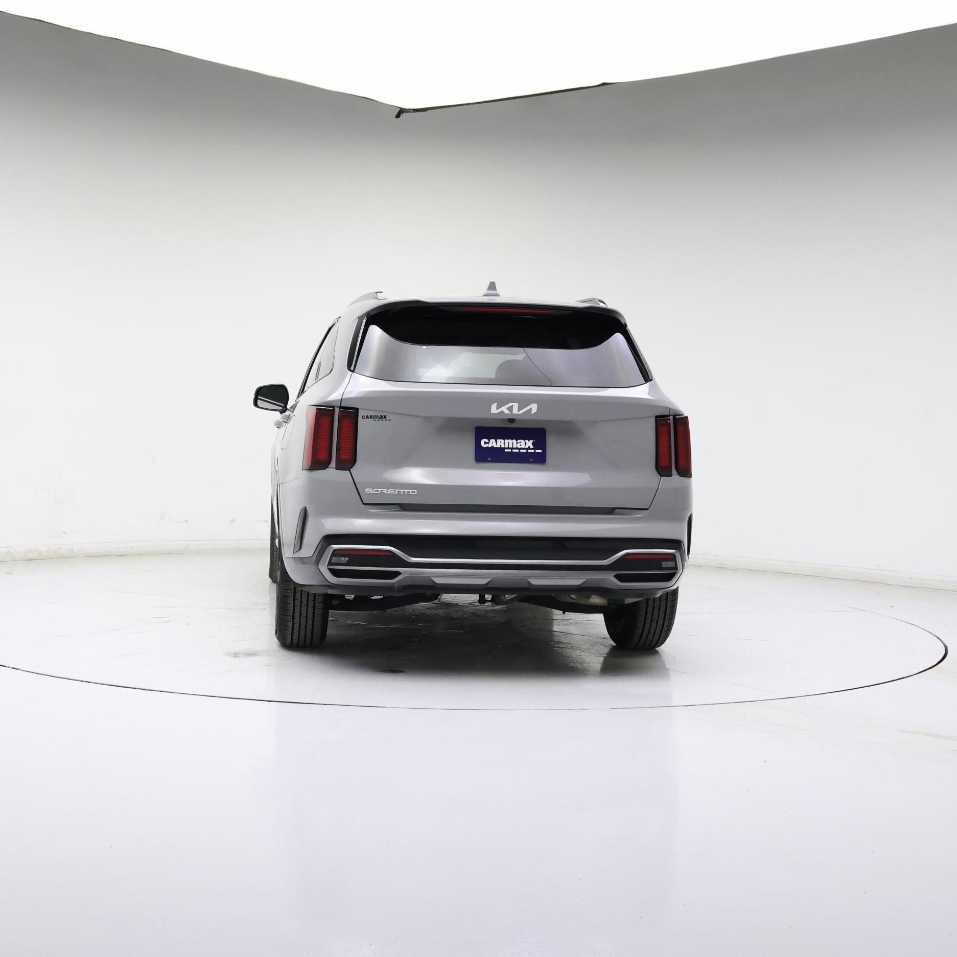 Thumbnail: 2023 Kia Sorento - 6