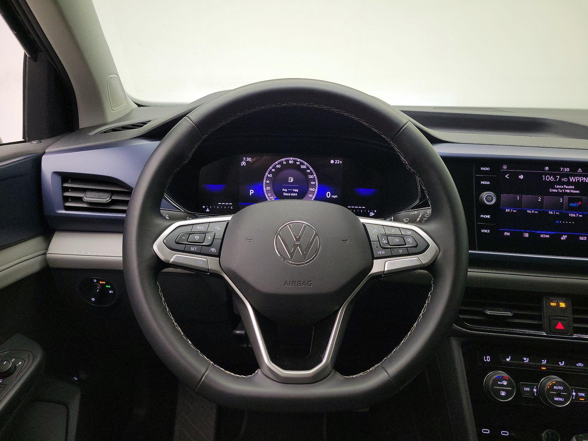 Thumbnail: 2024 Volkswagen Taos - 10