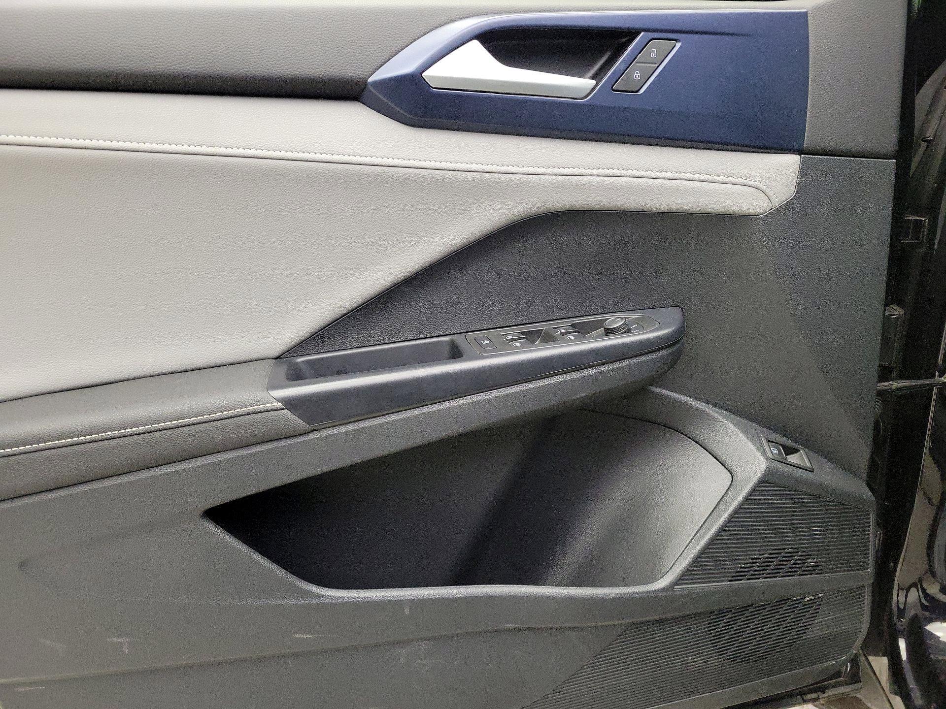 Thumbnail: 2024 Volkswagen Taos - 12