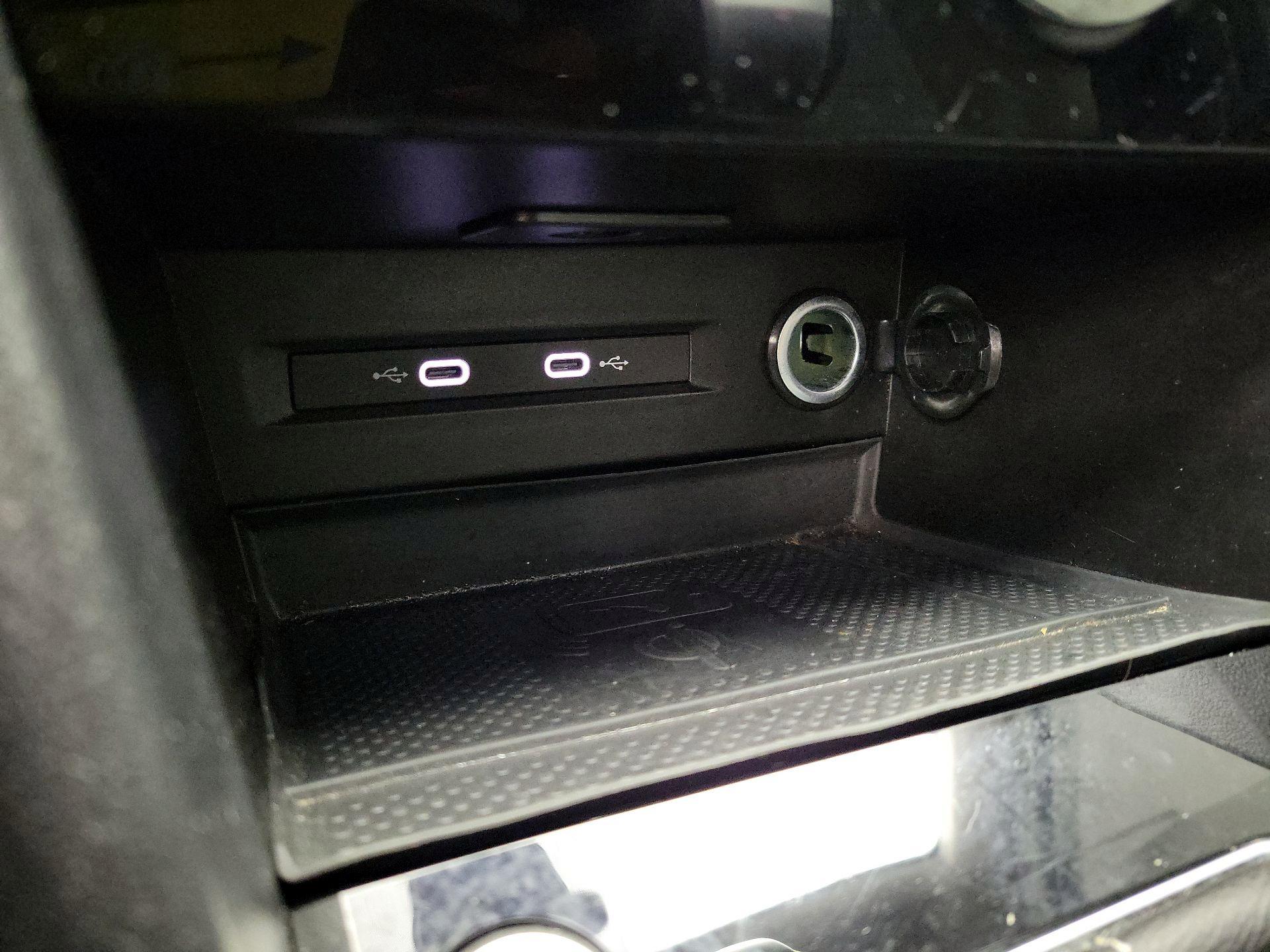 Thumbnail: 2024 Volkswagen Taos - 17