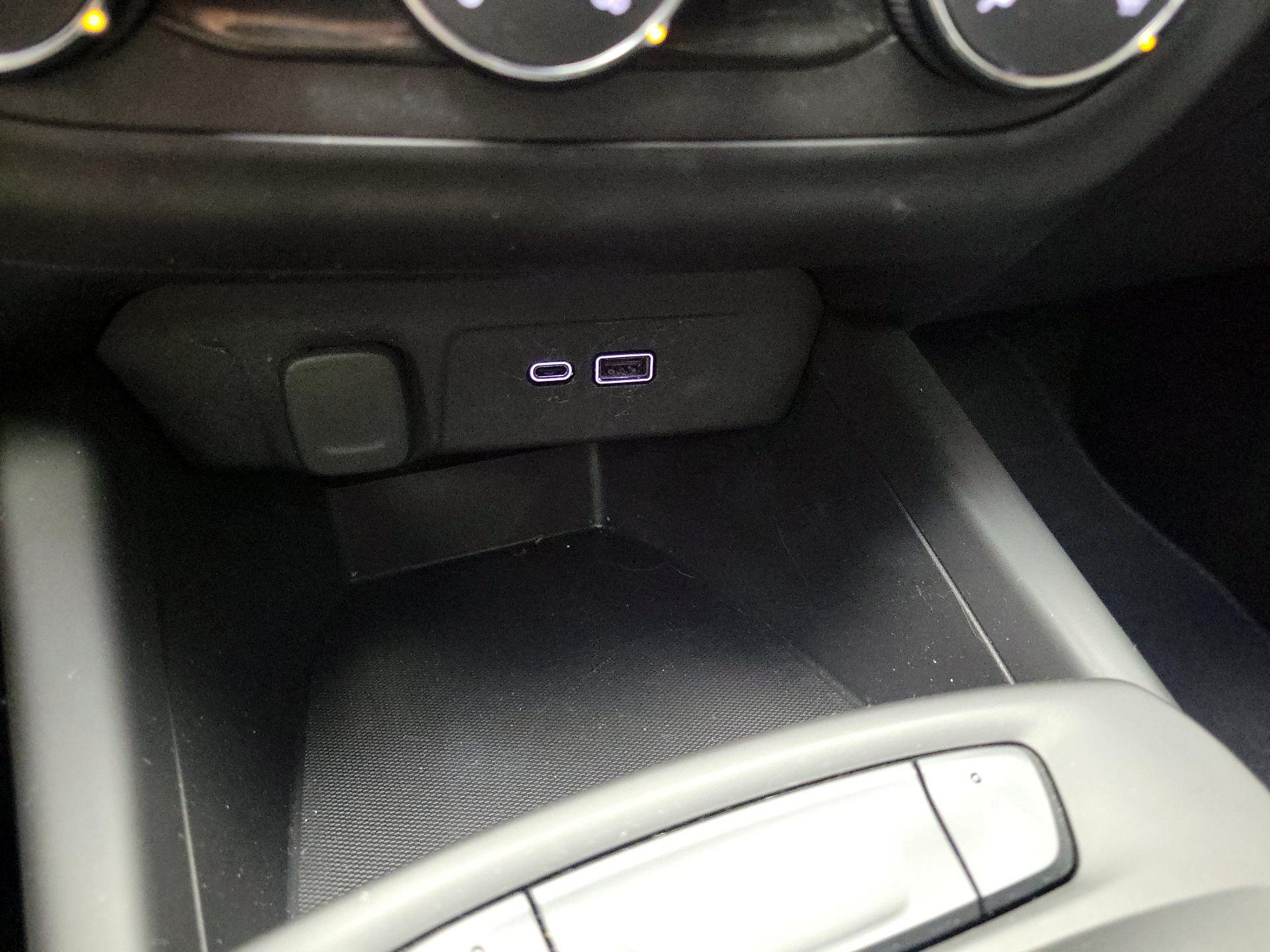 Thumbnail: 2024 Chevrolet Trax - 18