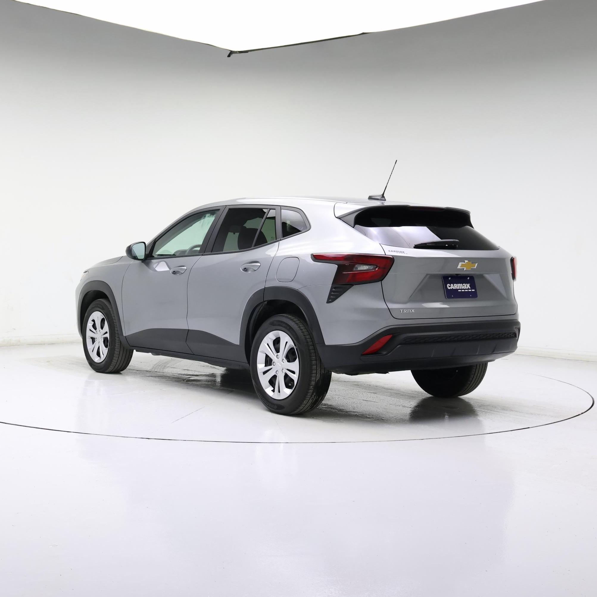 Thumbnail: 2024 Chevrolet Trax - 2