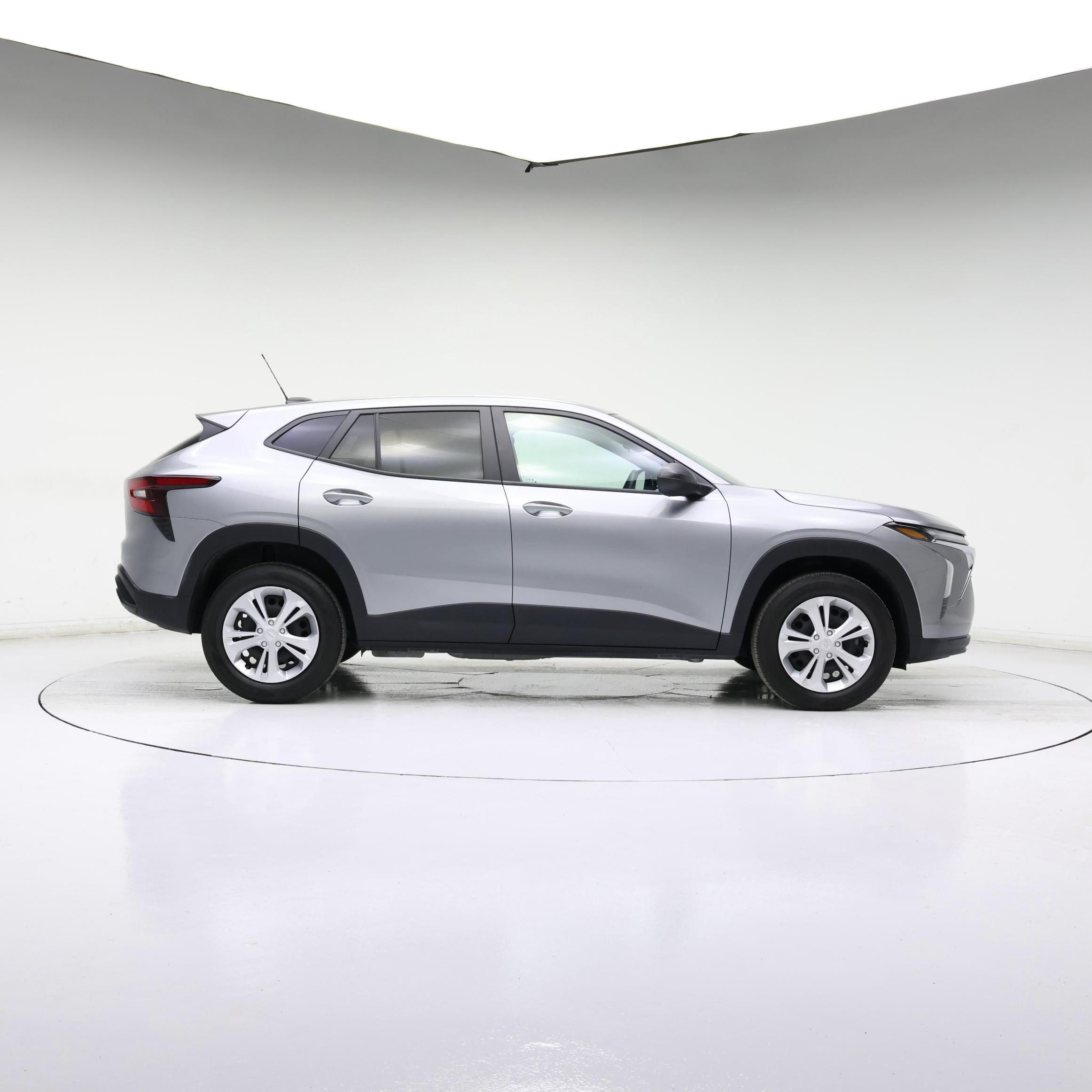 Thumbnail: 2024 Chevrolet Trax - 7