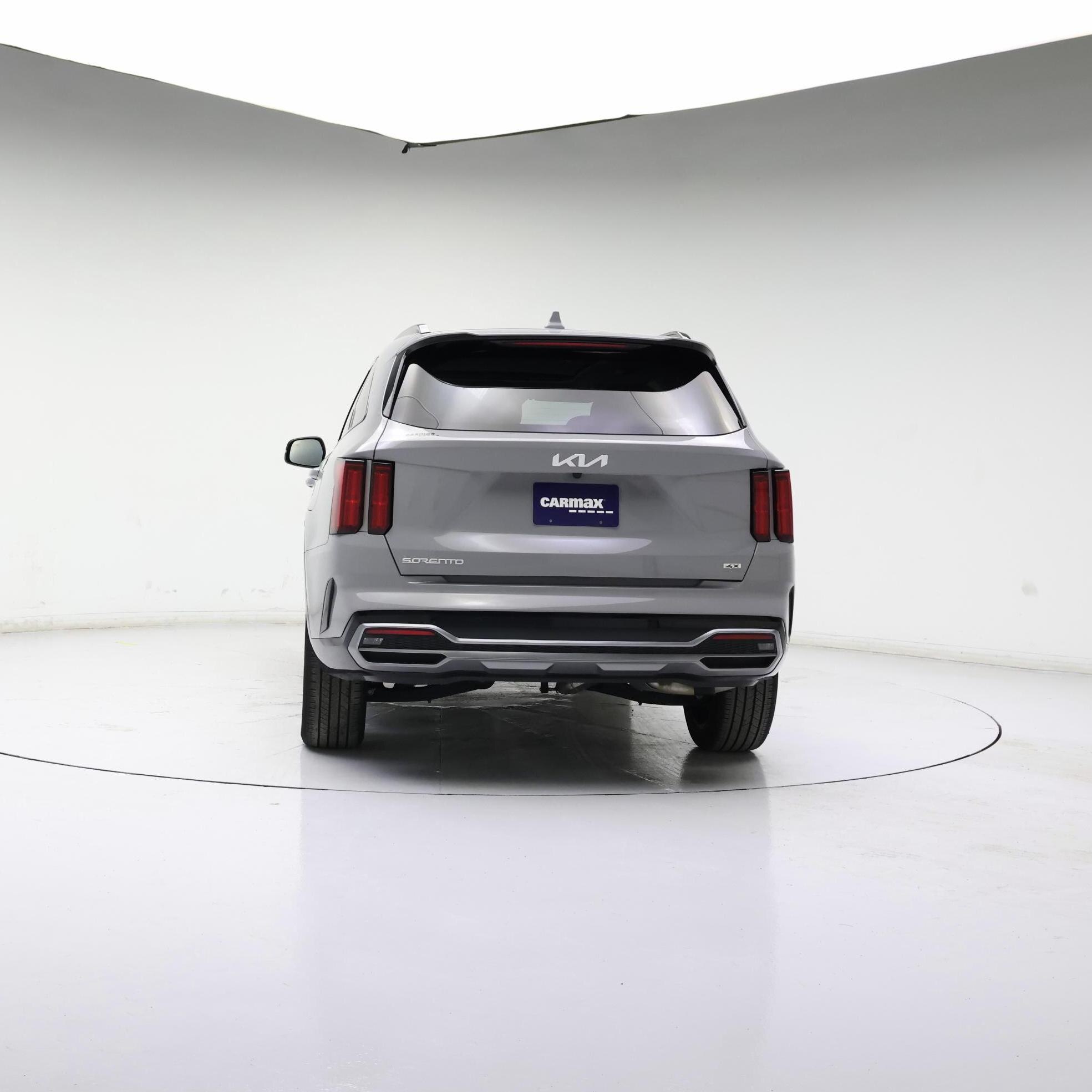 Thumbnail: 2023 Kia Sorento - 6