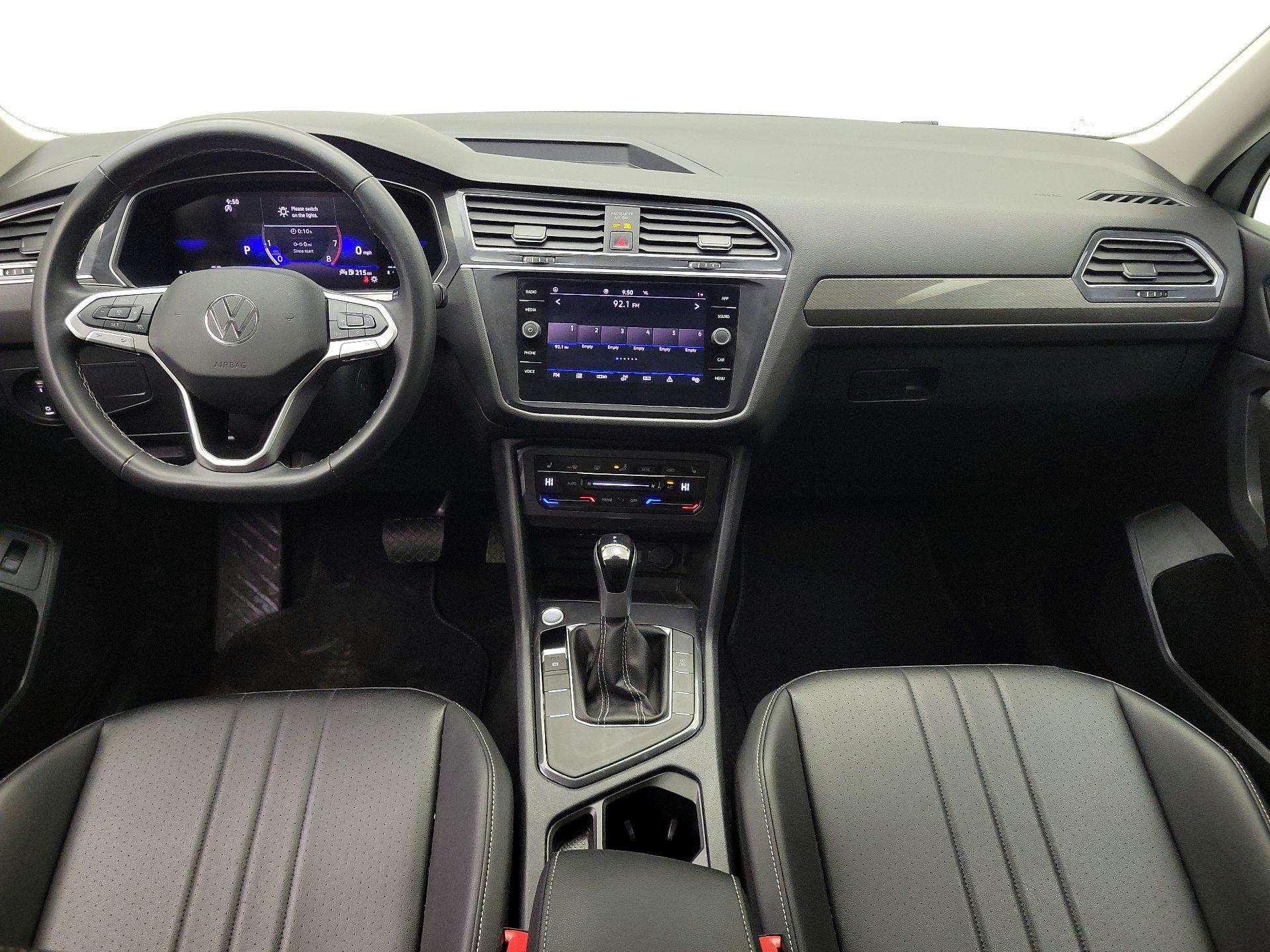 Thumbnail: 2024 Volkswagen Tiguan - 9