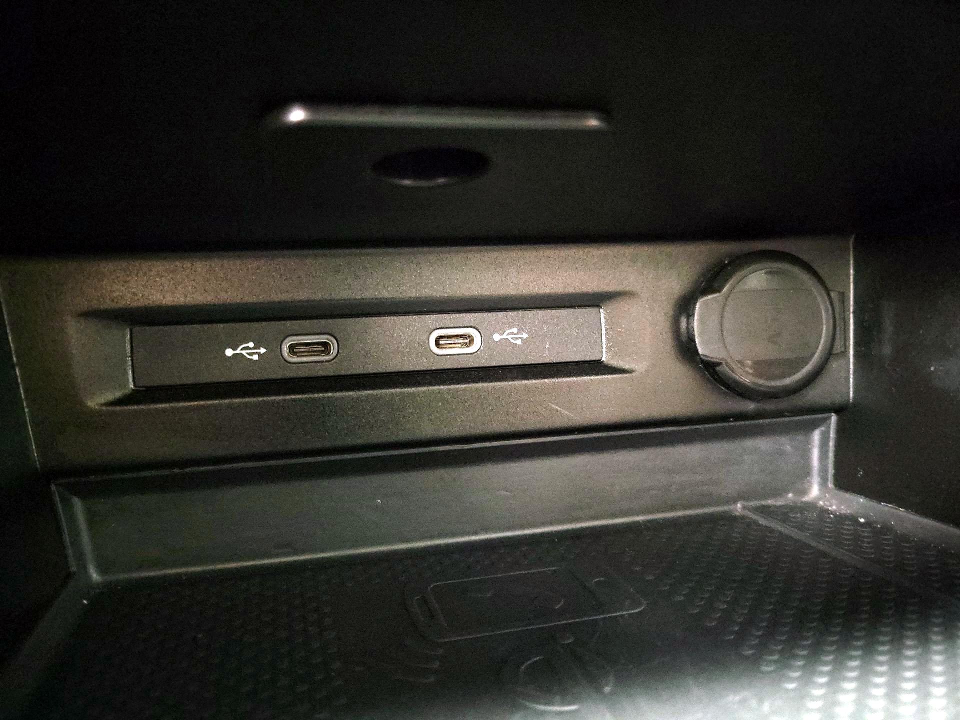 Thumbnail: 2024 Volkswagen Tiguan - 17