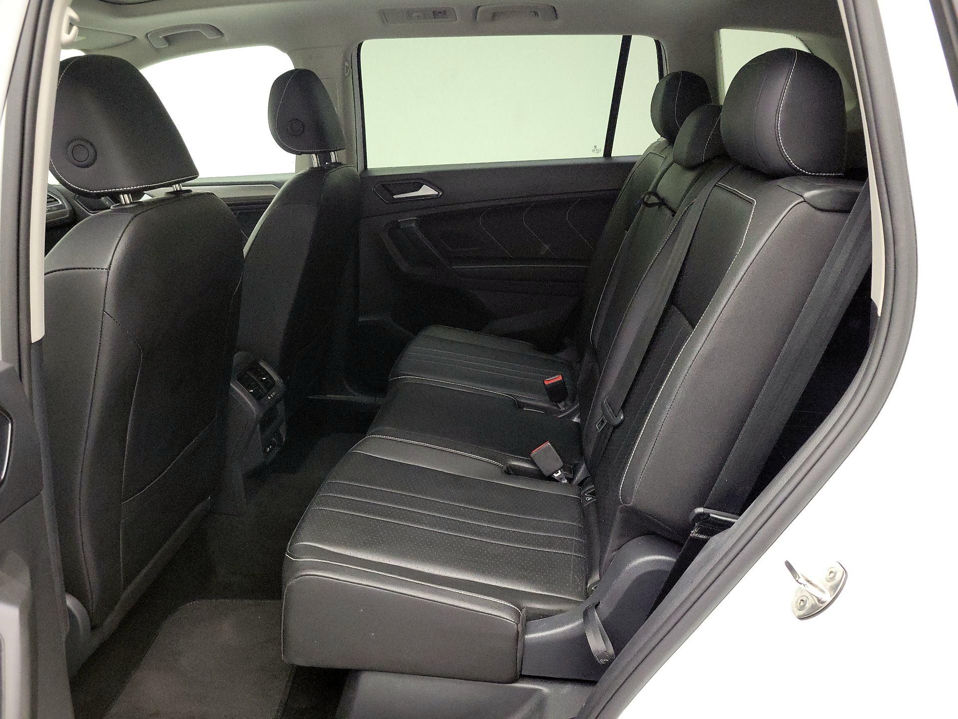 Thumbnail: 2024 Volkswagen Tiguan - 19