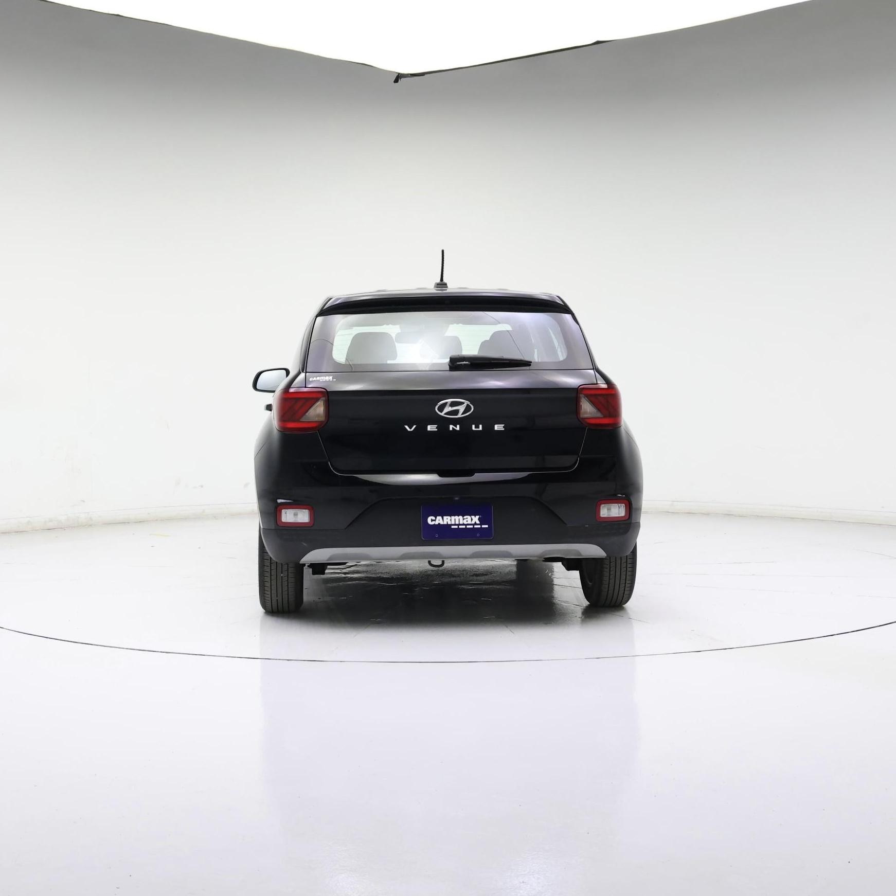 Thumbnail: 2023 Hyundai Venue - 3