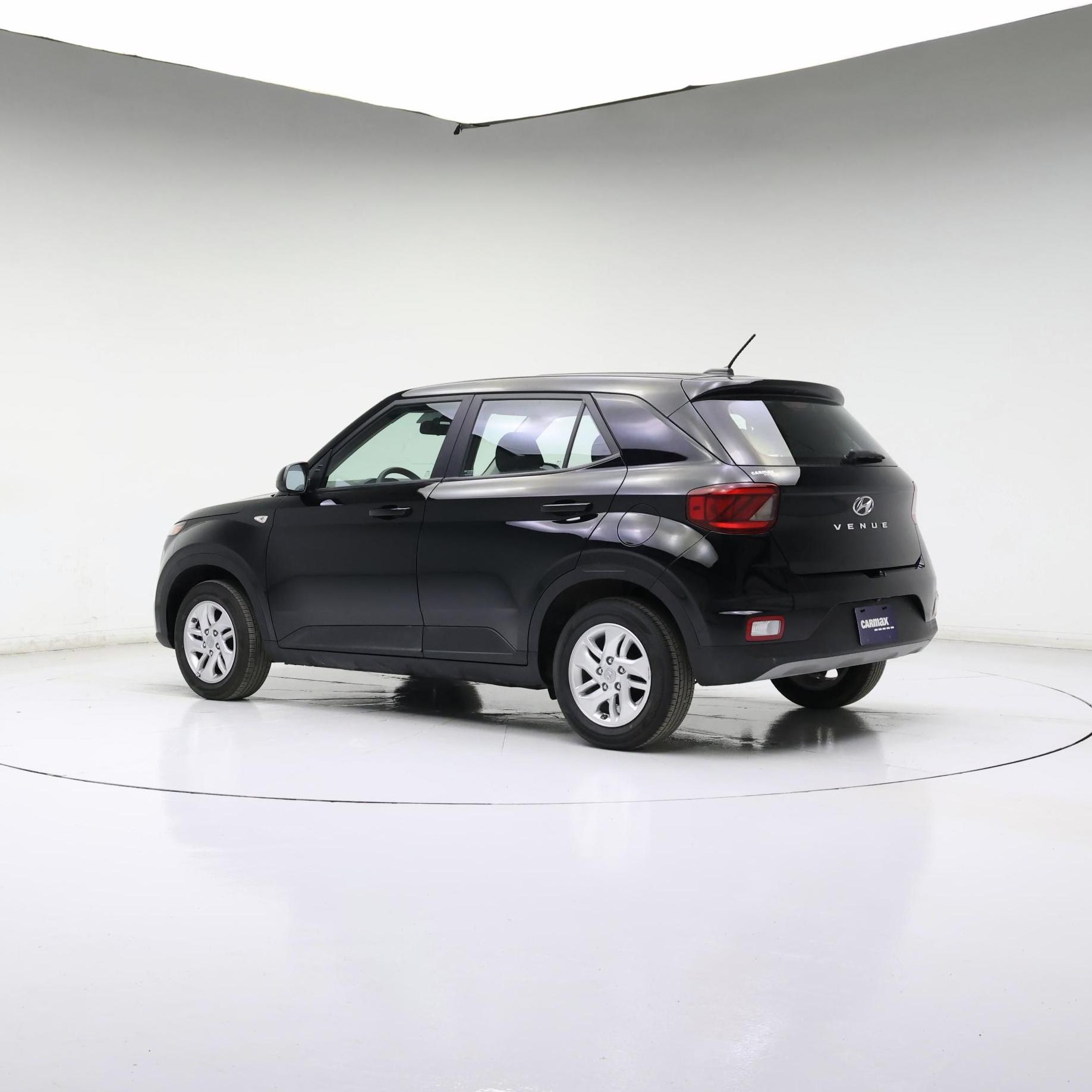 Thumbnail: 2023 Hyundai Venue - 5