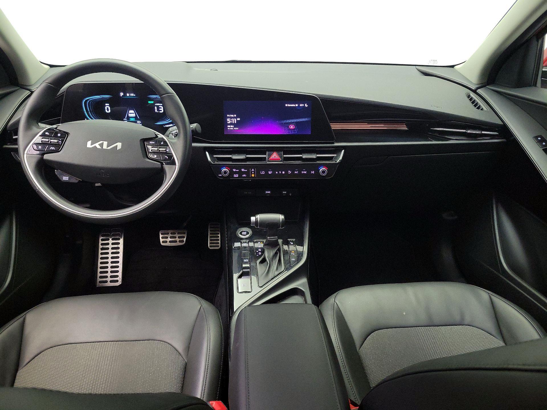 Thumbnail: 2023 Kia Niro - 9