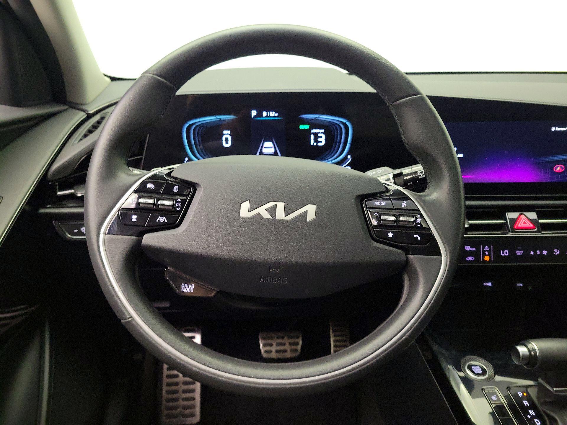 Thumbnail: 2023 Kia Niro - 10