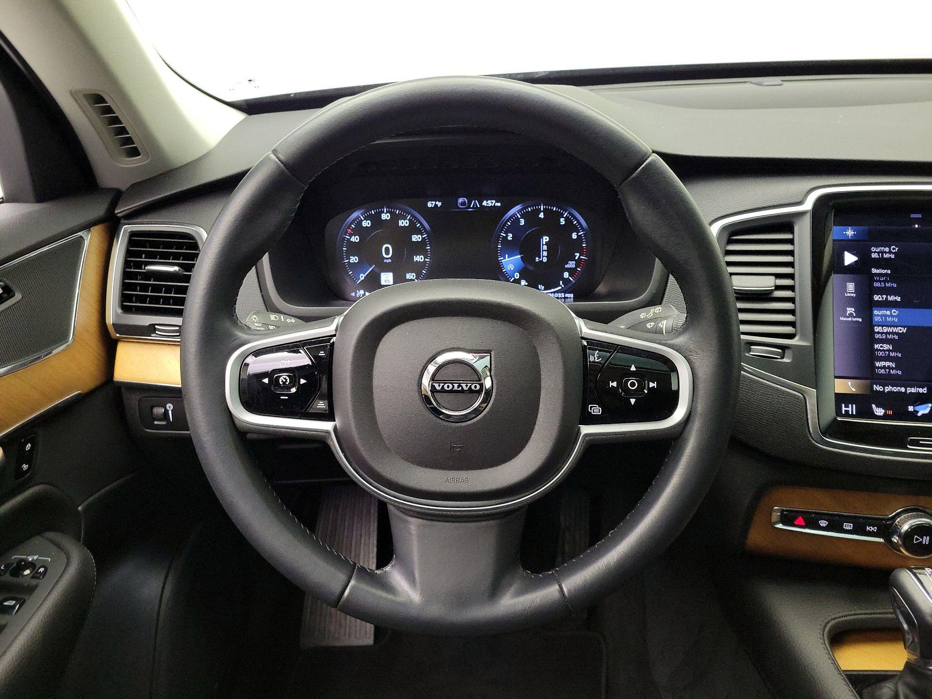 Thumbnail: 2021 Volvo XC90 - 10