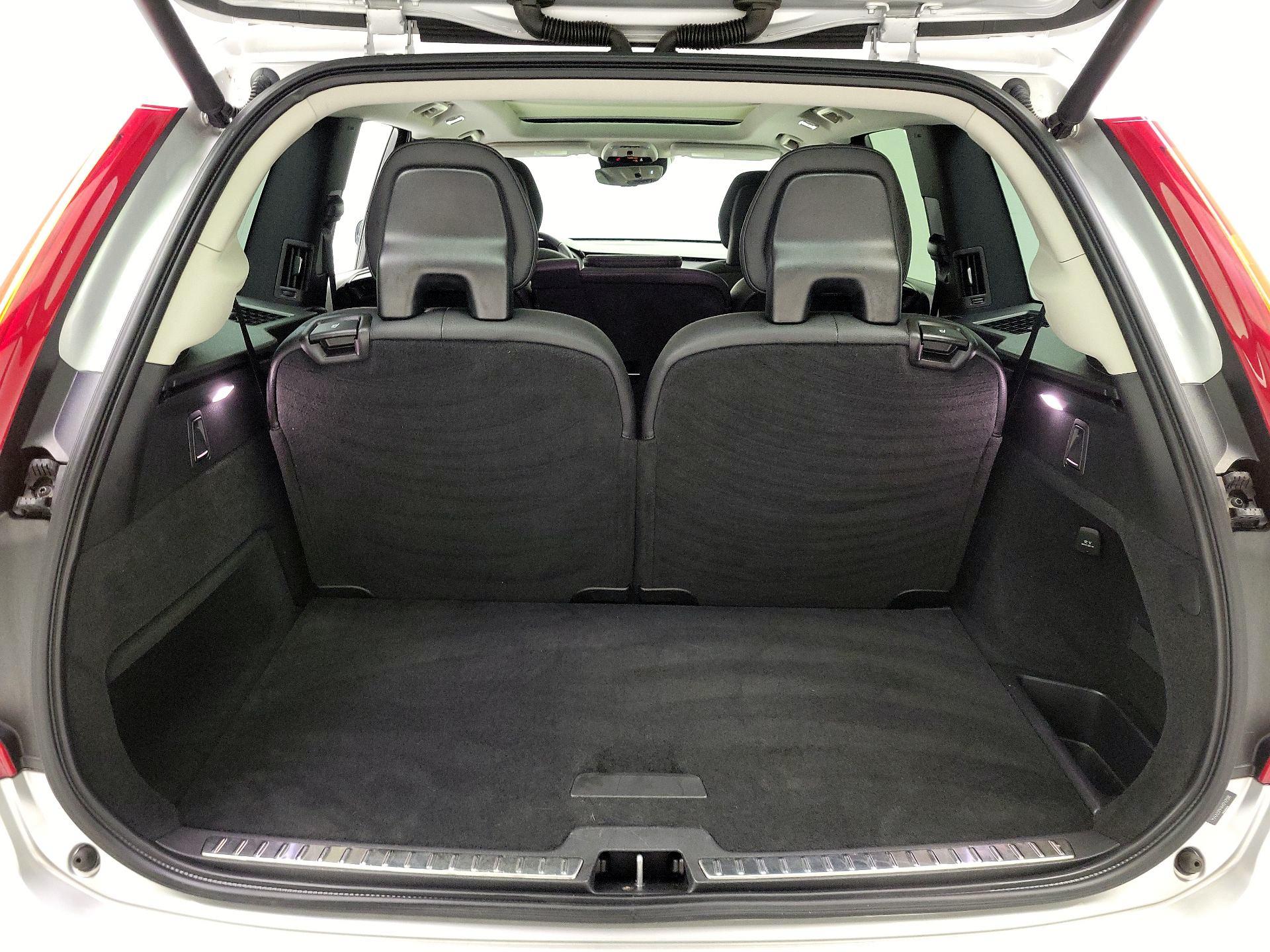 Thumbnail: 2021 Volvo XC90 - 19