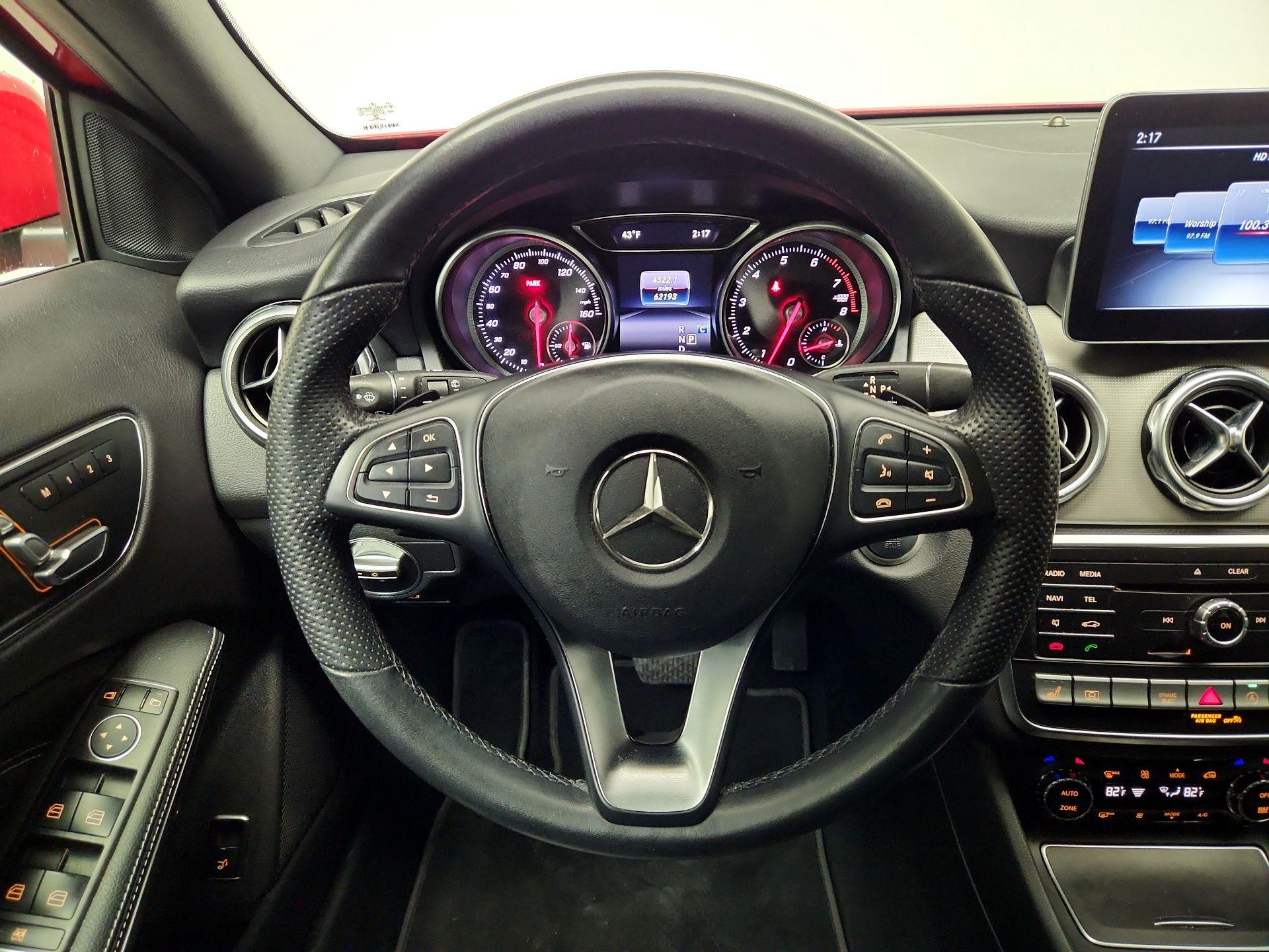 Thumbnail: 2019 Mercedes-Benz GLA - 10