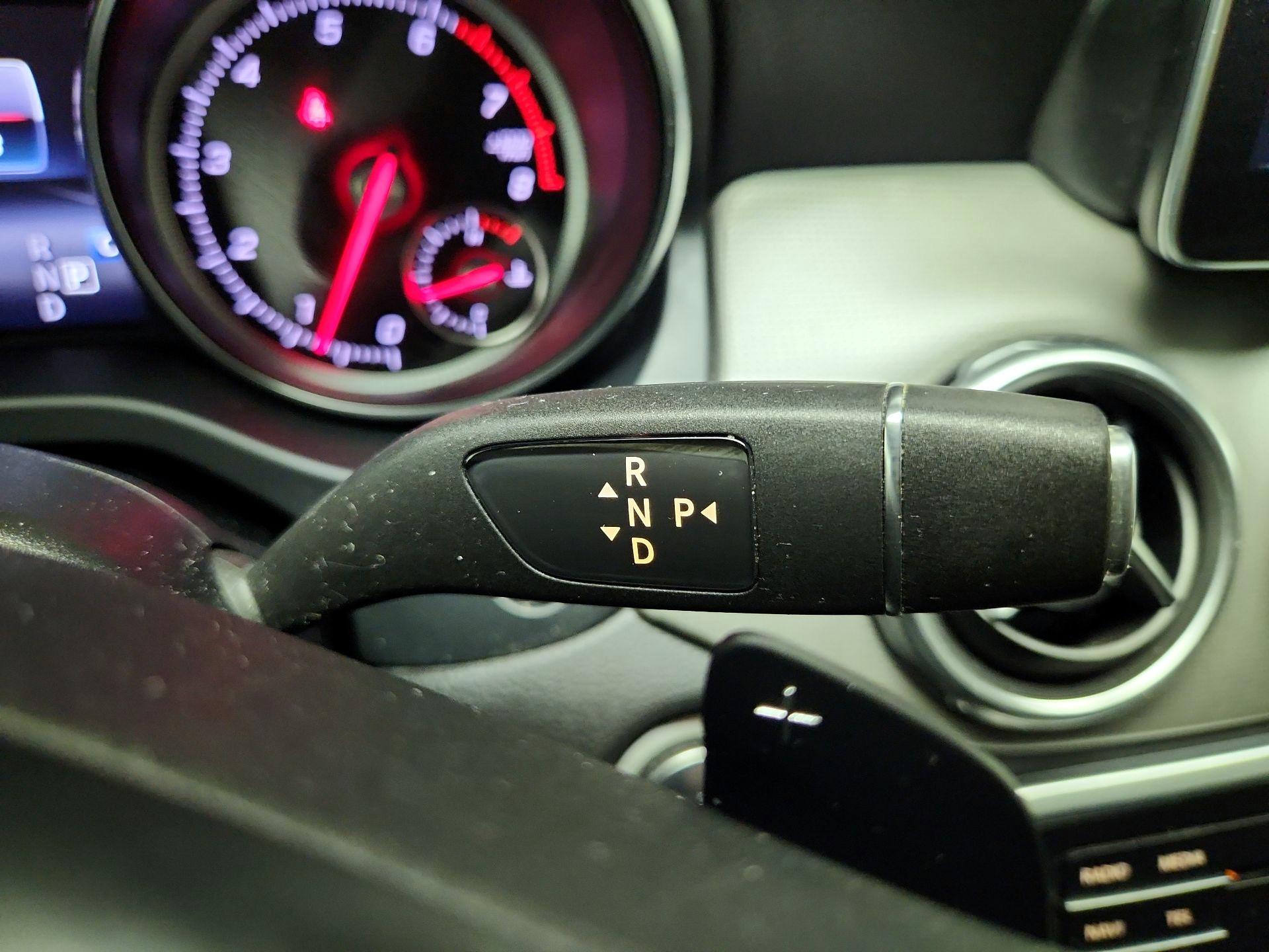 Thumbnail: 2019 Mercedes-Benz GLA - 17