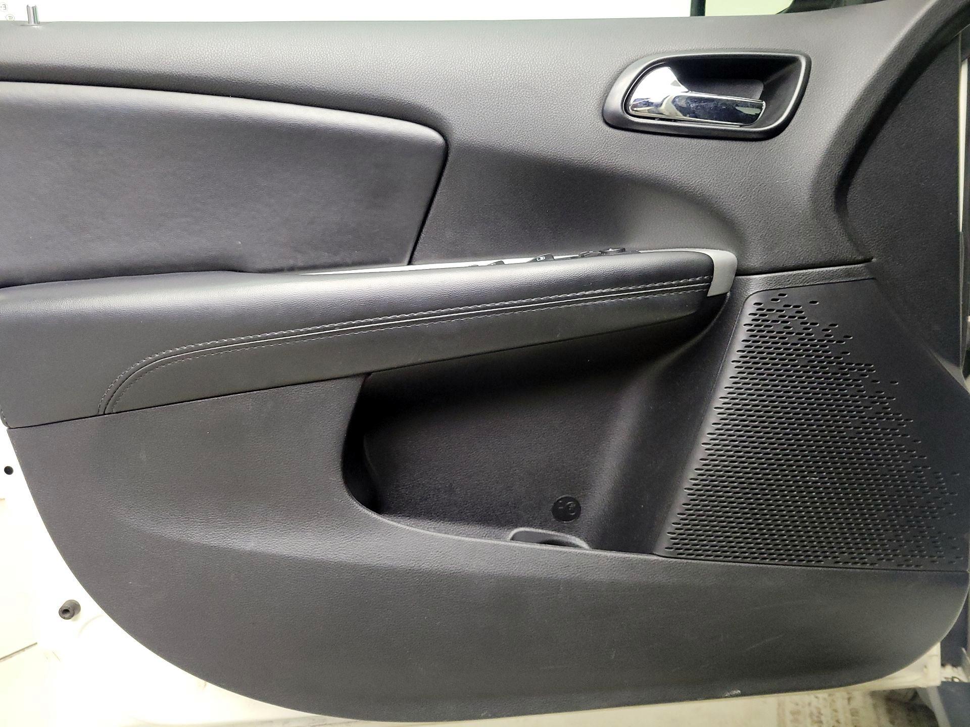 Thumbnail: 2020 Dodge Journey - 12