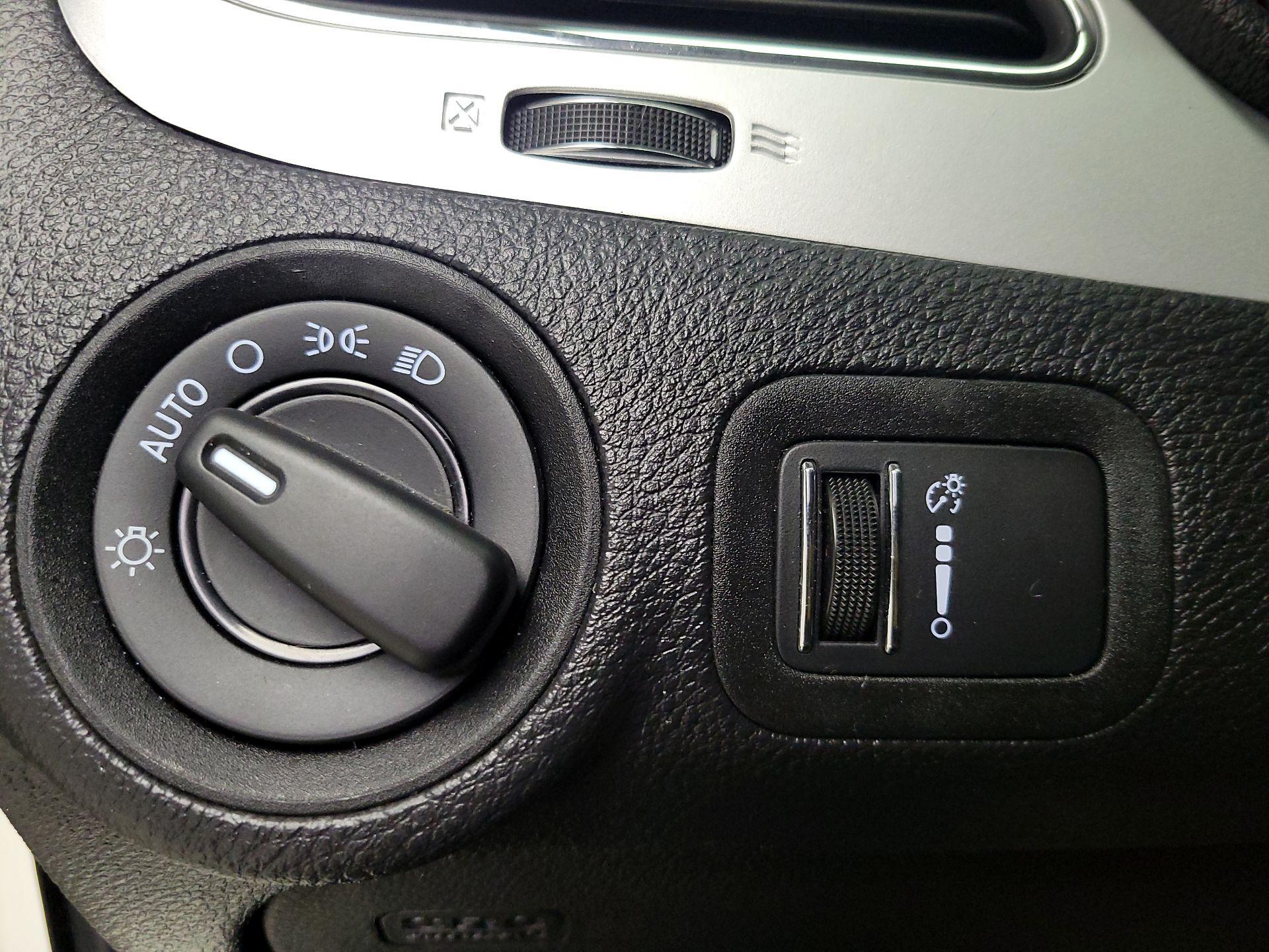 Thumbnail: 2020 Dodge Journey - 13