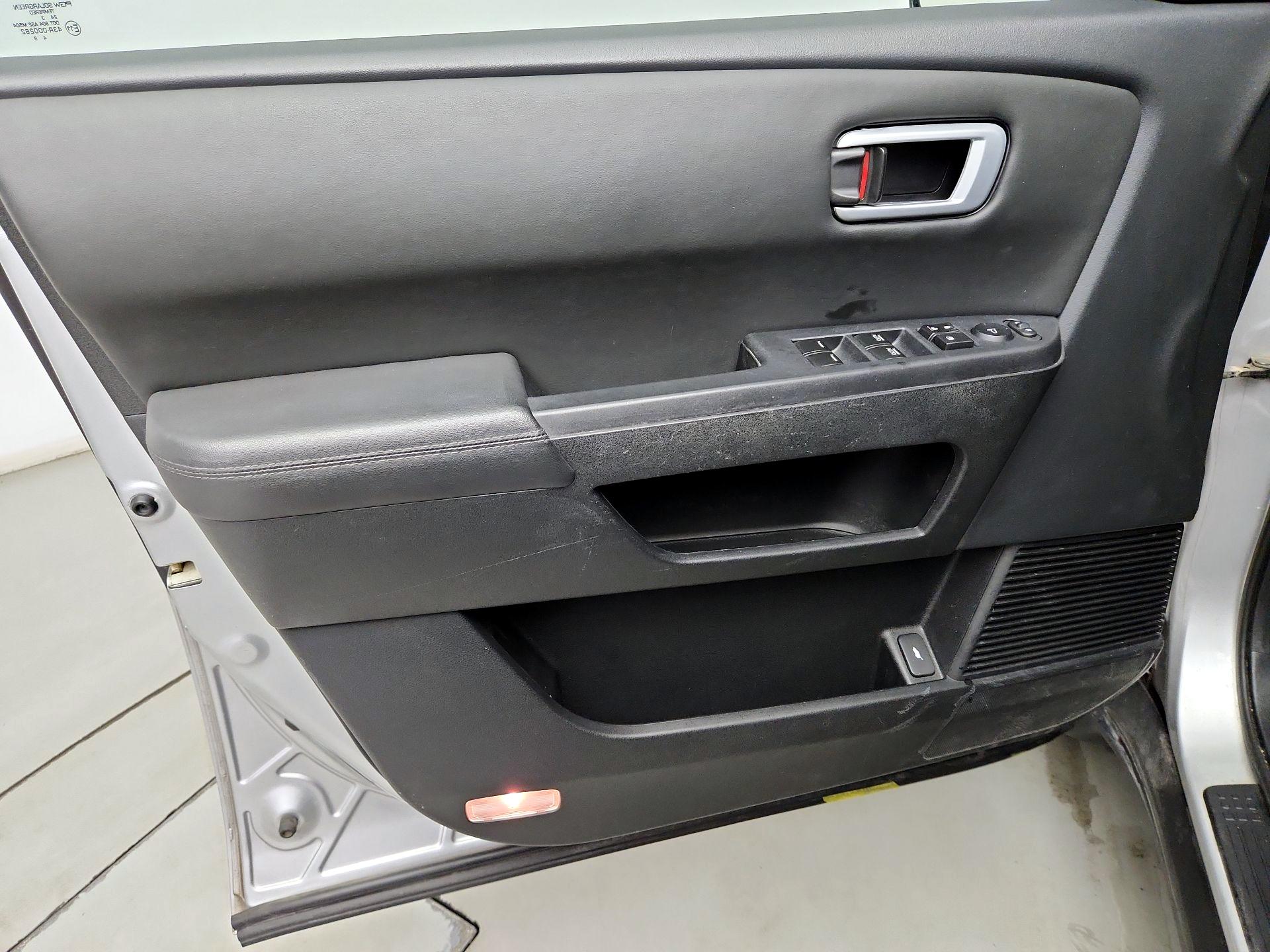 Thumbnail: 2014 Honda Pilot - 12