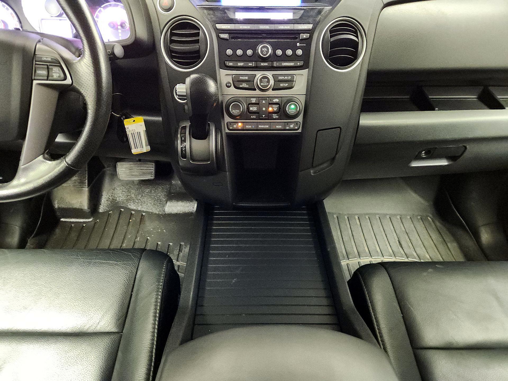 Thumbnail: 2014 Honda Pilot - 17