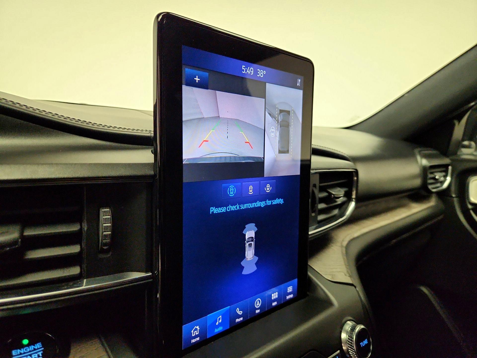 Thumbnail: 2020 Ford Explorer - 15