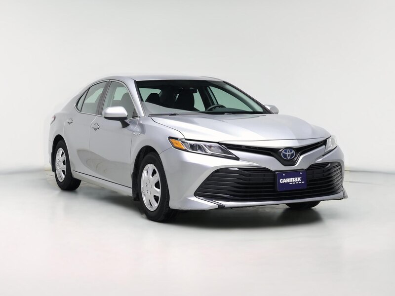 2020 Toyota Camry LE -
                  Schaumburg, IL