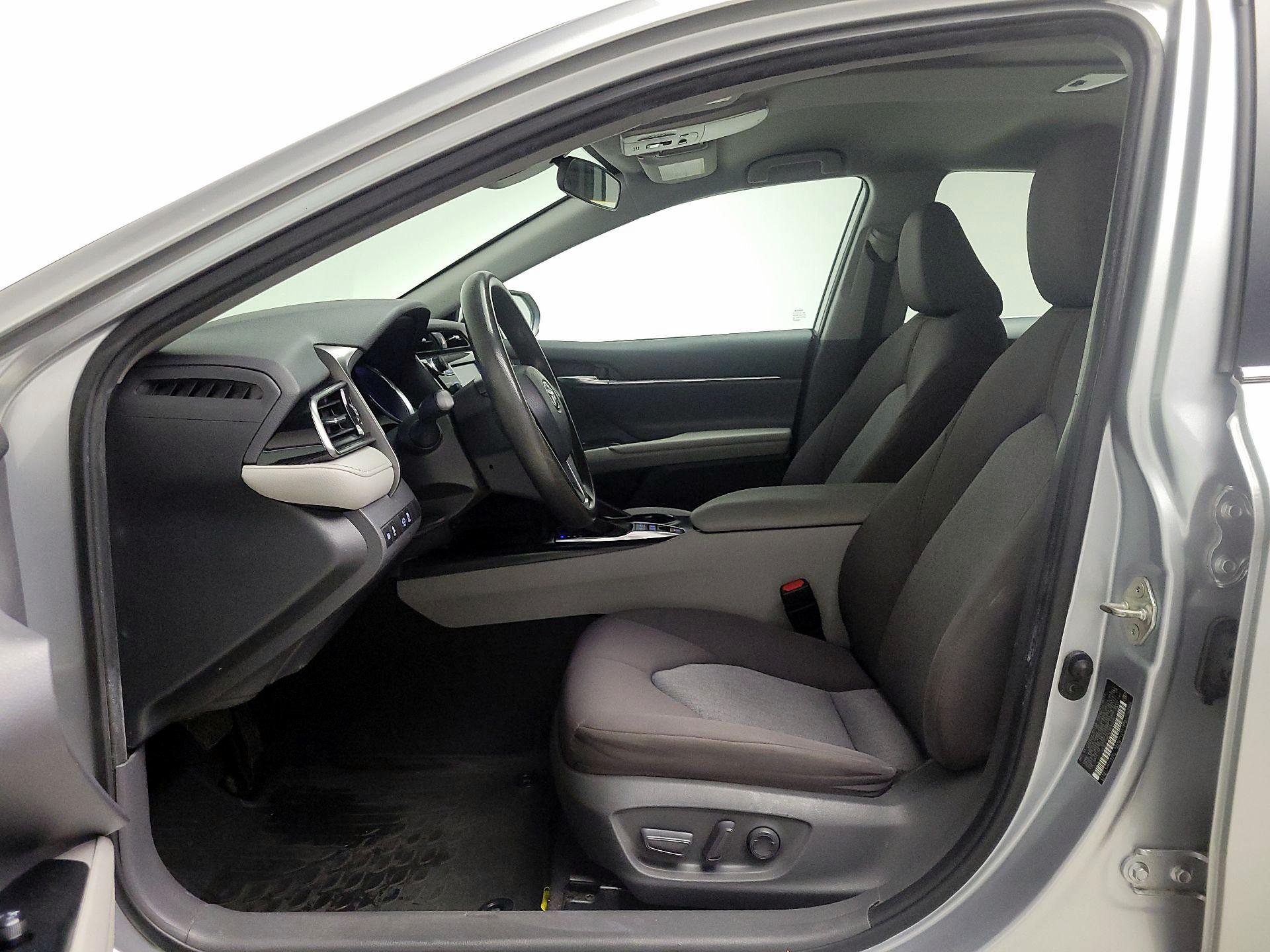 Thumbnail: 2020 Toyota Camry - 11