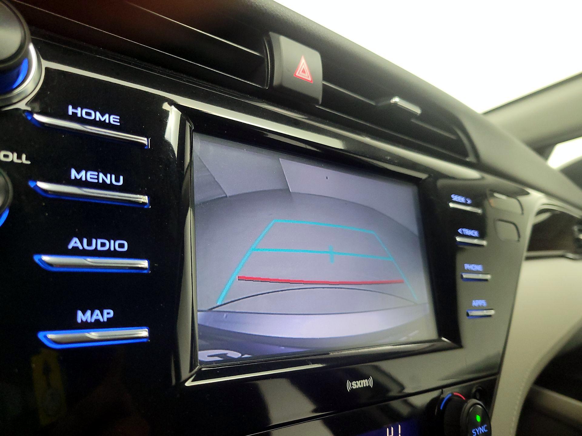 Thumbnail: 2020 Toyota Camry - 14