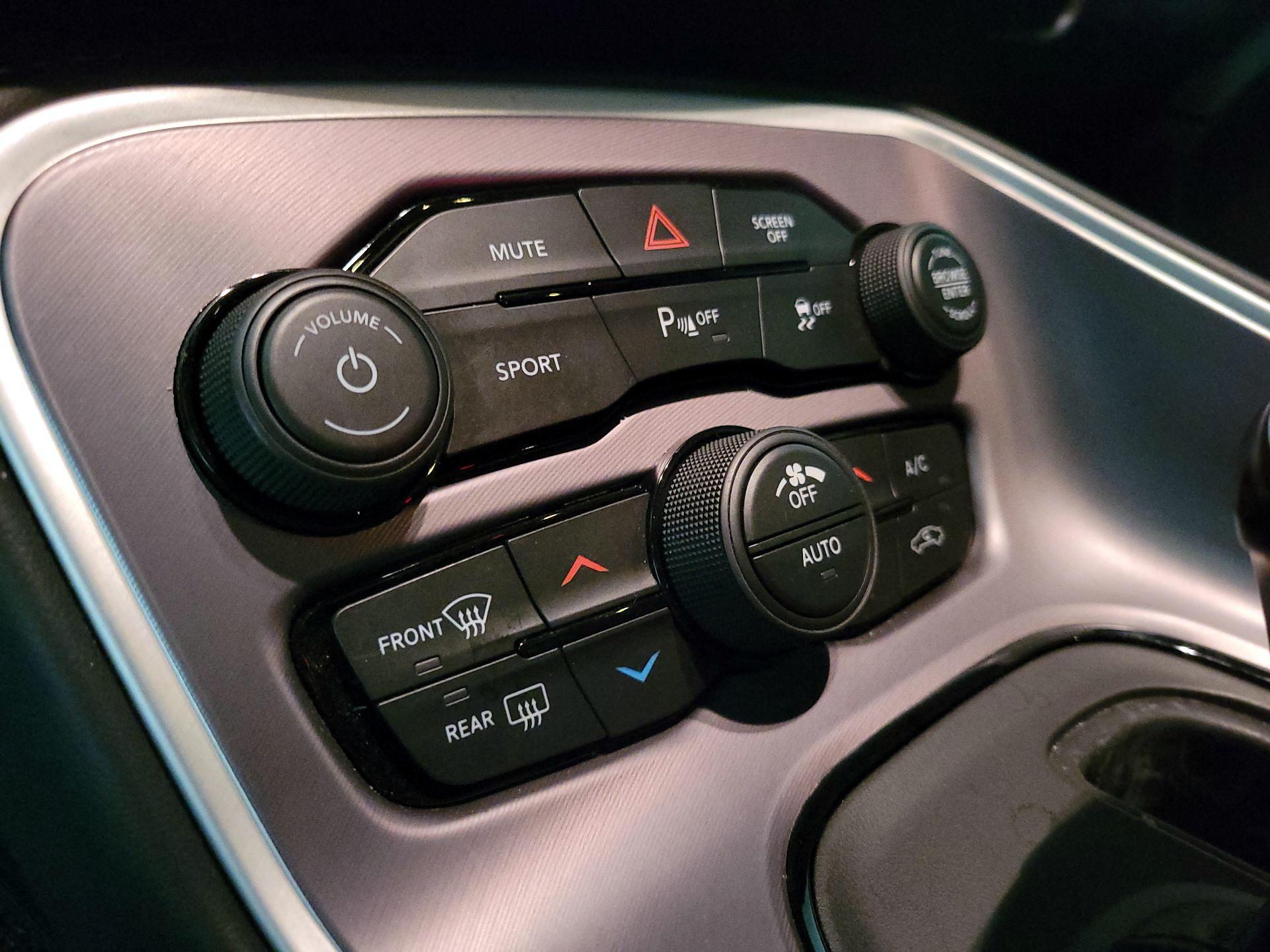 Thumbnail: 2021 Dodge Challenger - 16