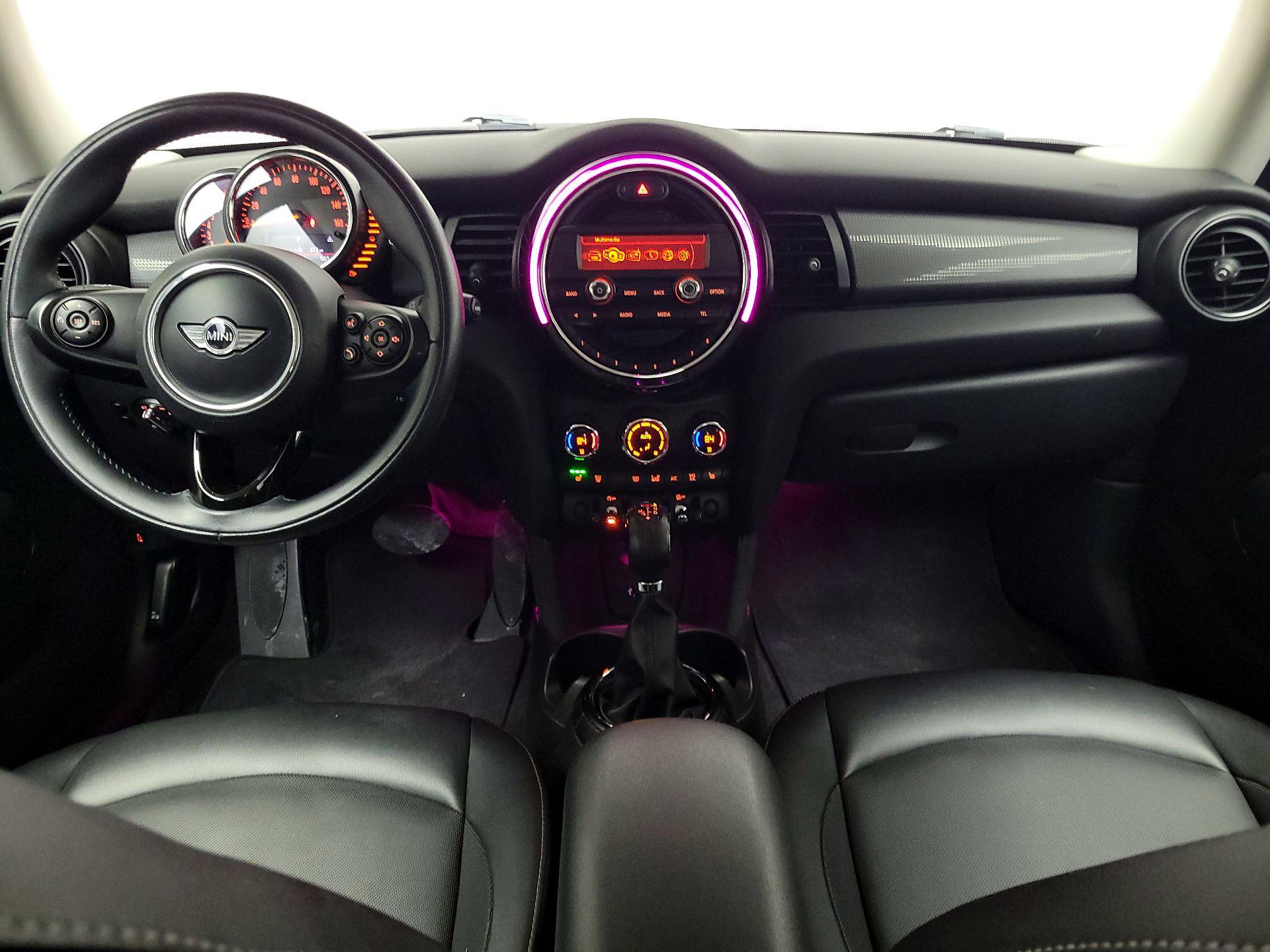 Thumbnail: 2015 MINI Cooper Hardtop - 9