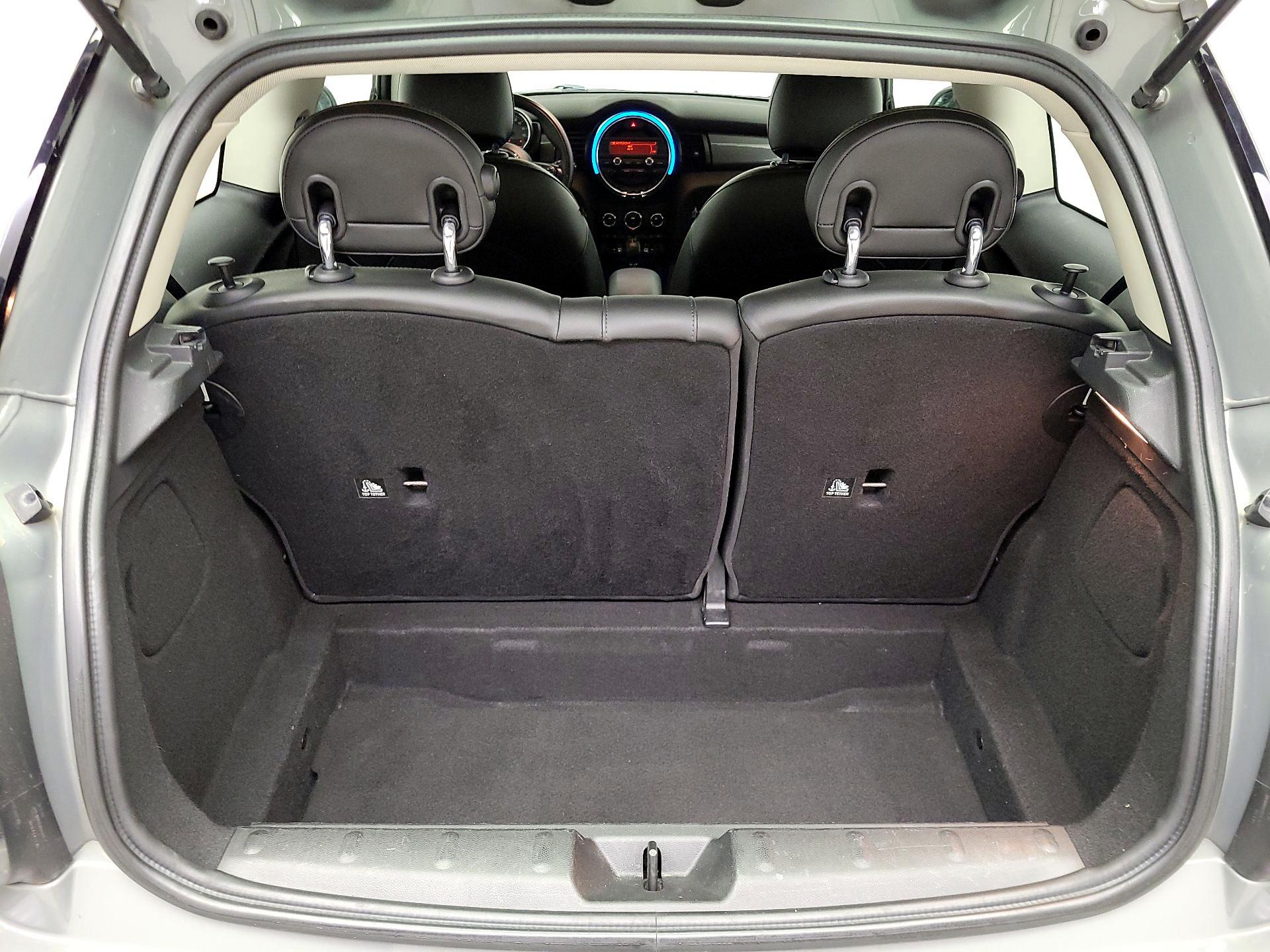 Thumbnail: 2015 MINI Cooper Hardtop - 19