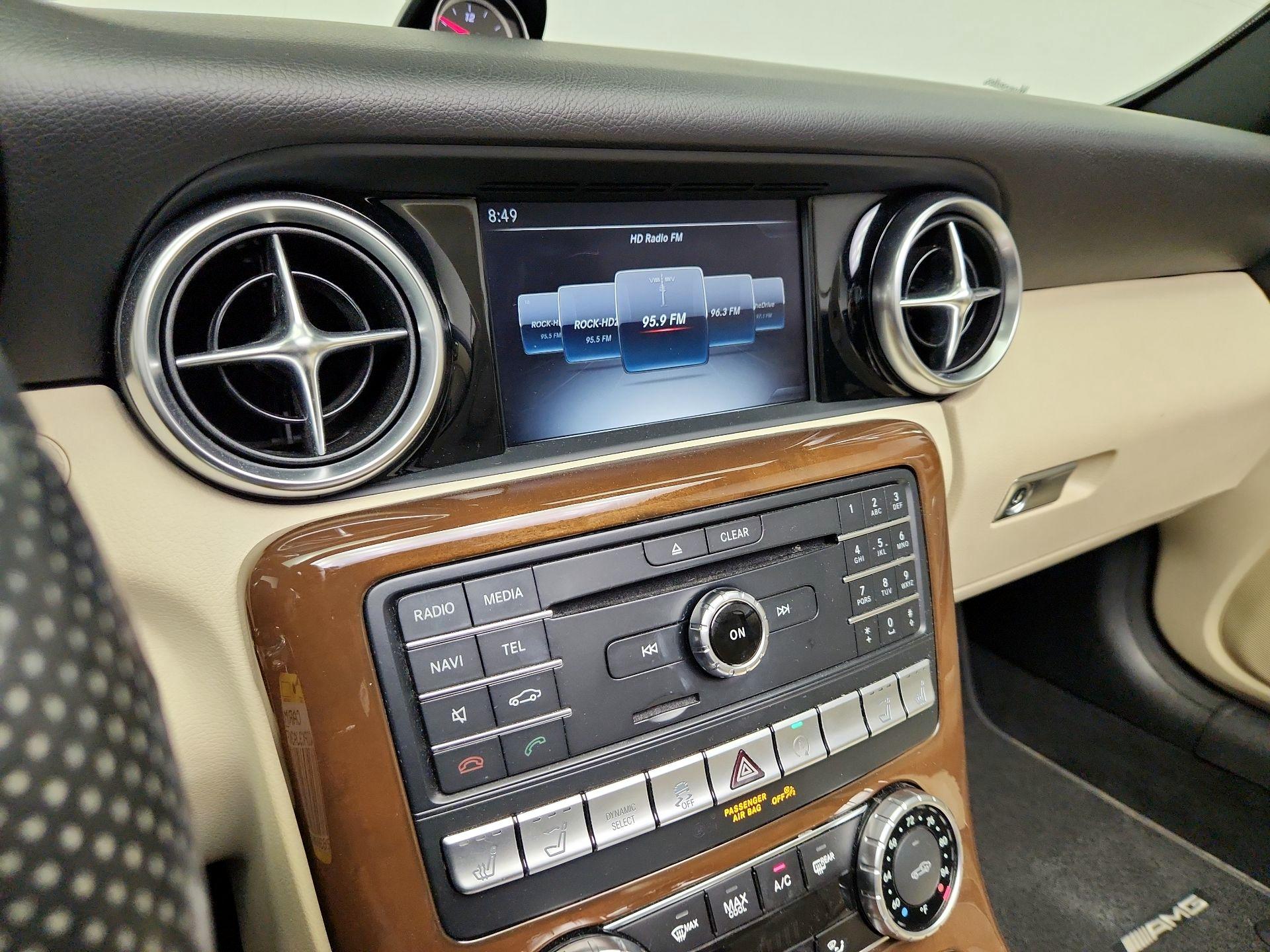 Thumbnail: 2019 Mercedes-Benz SLC - 15