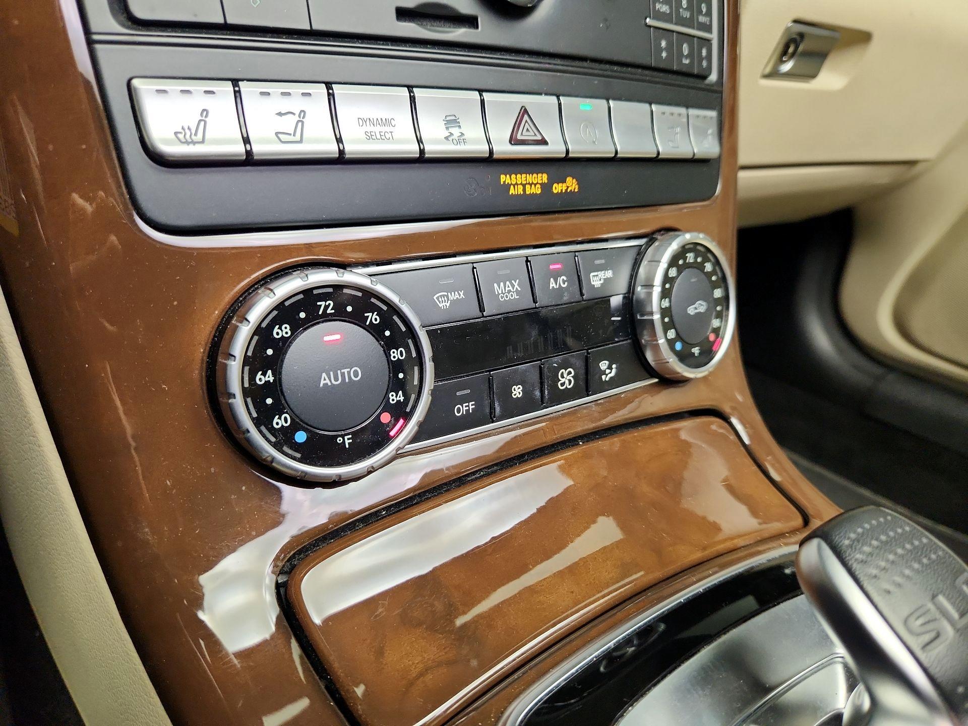 Thumbnail: 2019 Mercedes-Benz SLC - 16