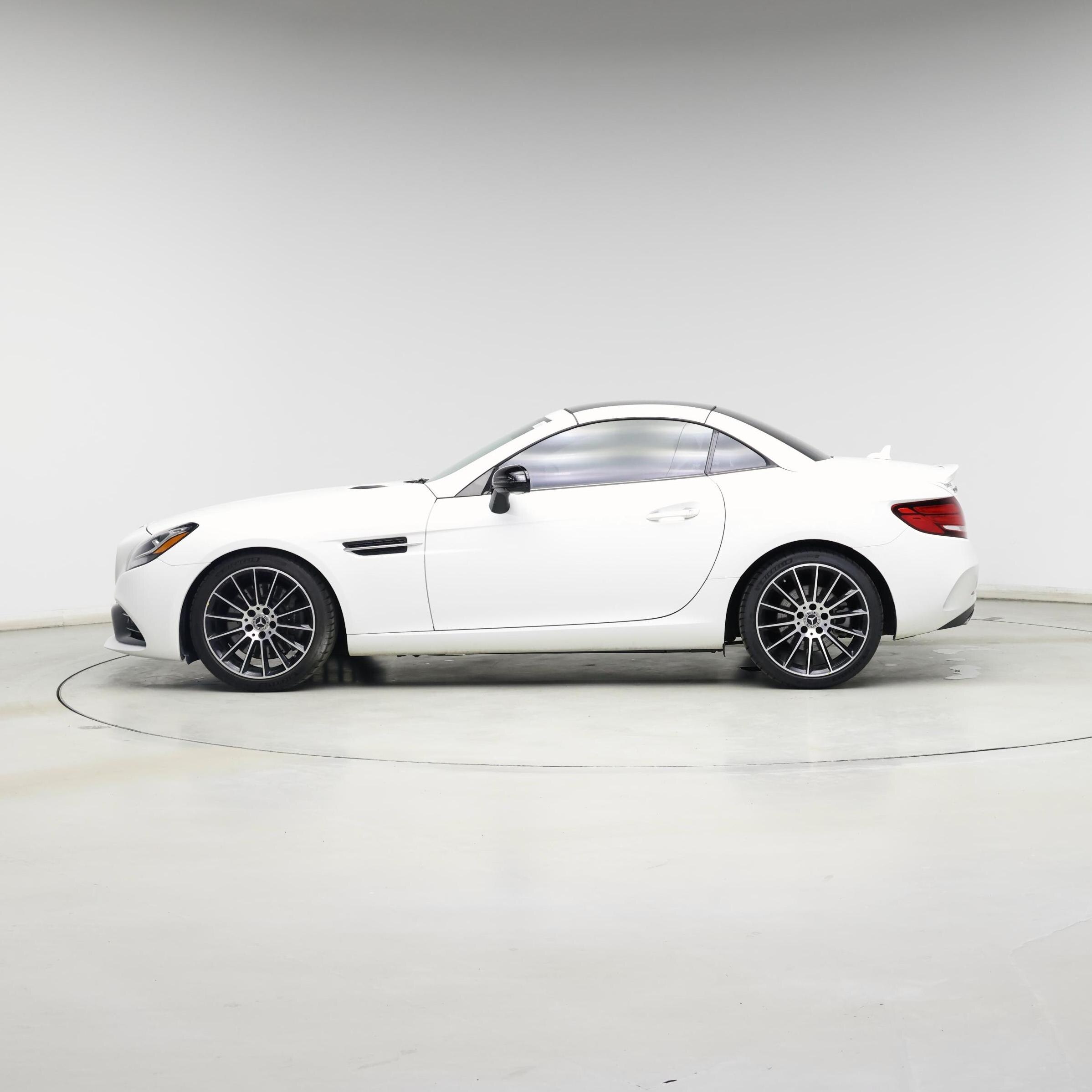 Thumbnail: 2019 Mercedes-Benz SLC - 3