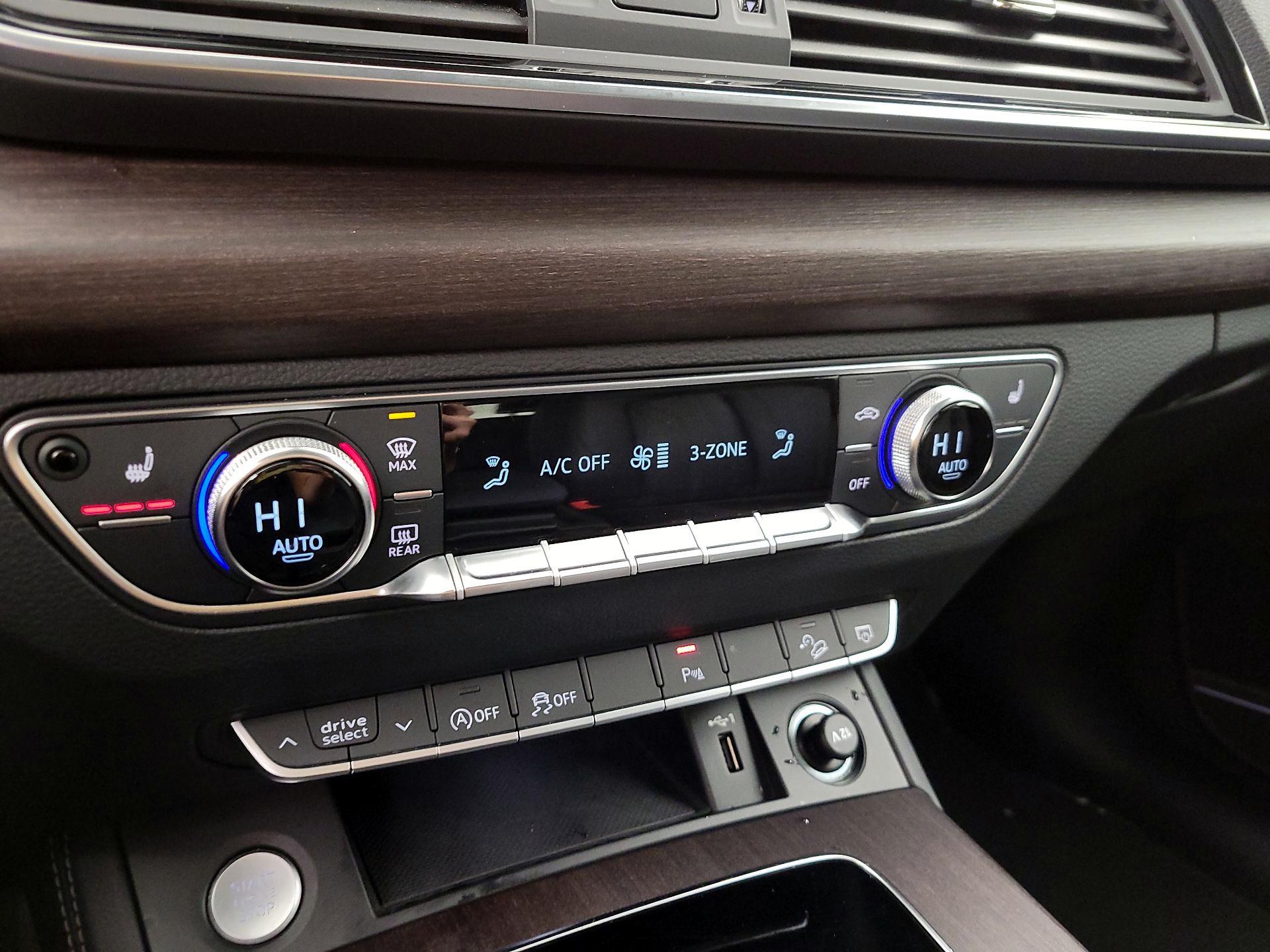 Thumbnail: 2021 Audi Q5 - 17