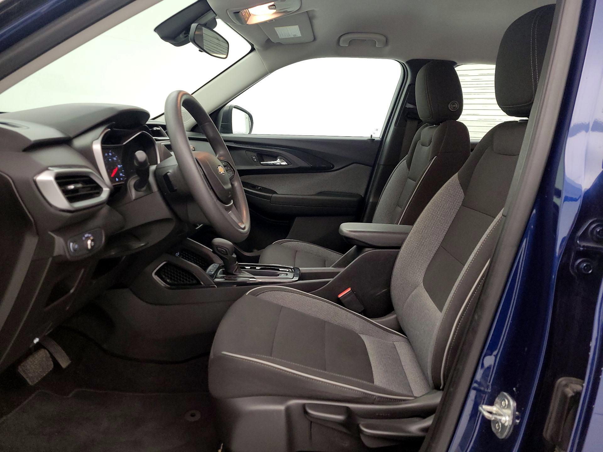 Thumbnail: 2022 Chevrolet TrailBlazer - 11