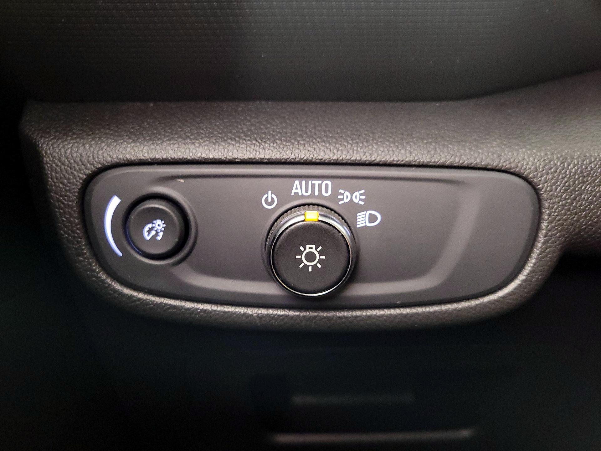 Thumbnail: 2022 Chevrolet TrailBlazer - 13