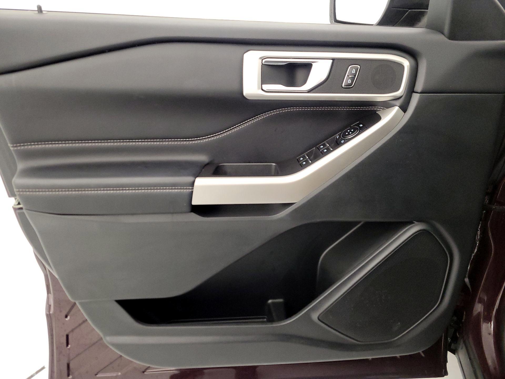 Thumbnail: 2022 Ford Explorer - 12