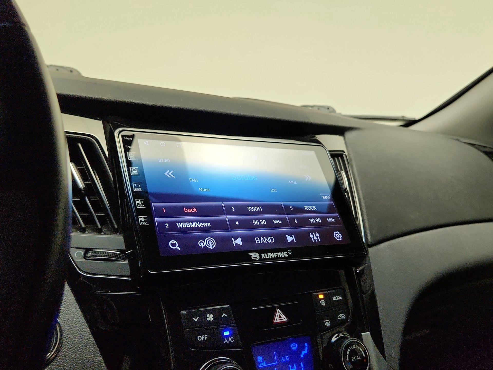 Thumbnail: 2014 Hyundai Sonata - 15